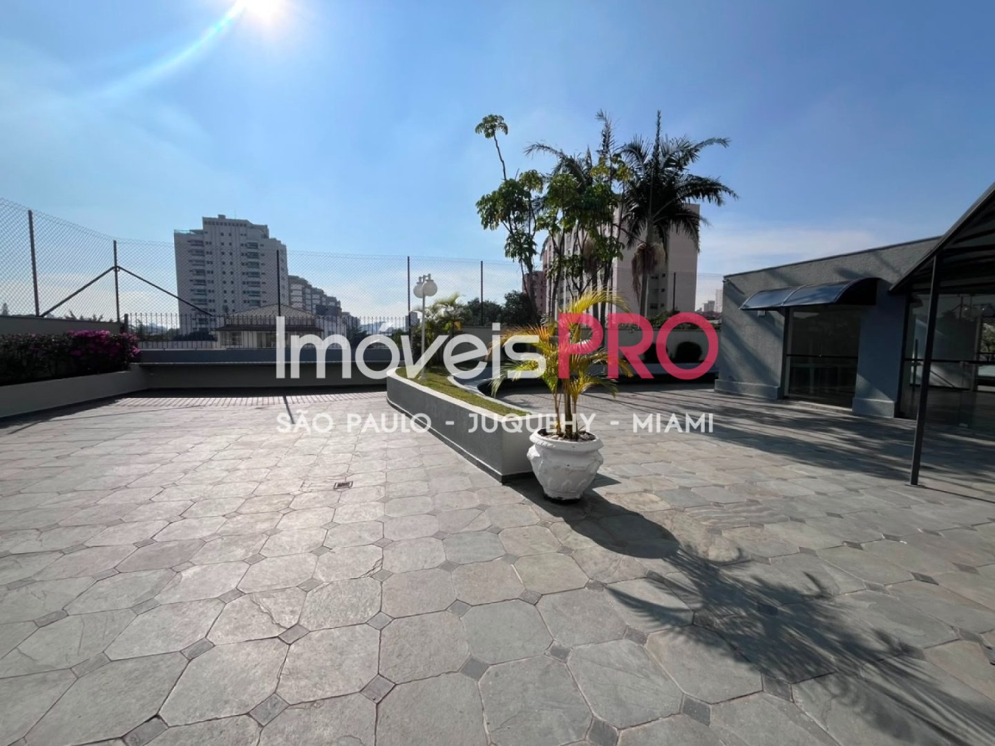 Foto :: https://assets.imoveispro.com.br/thumb/IP39978/apartamento-venda-saude_IP39978_35_1920x1080.jpg?