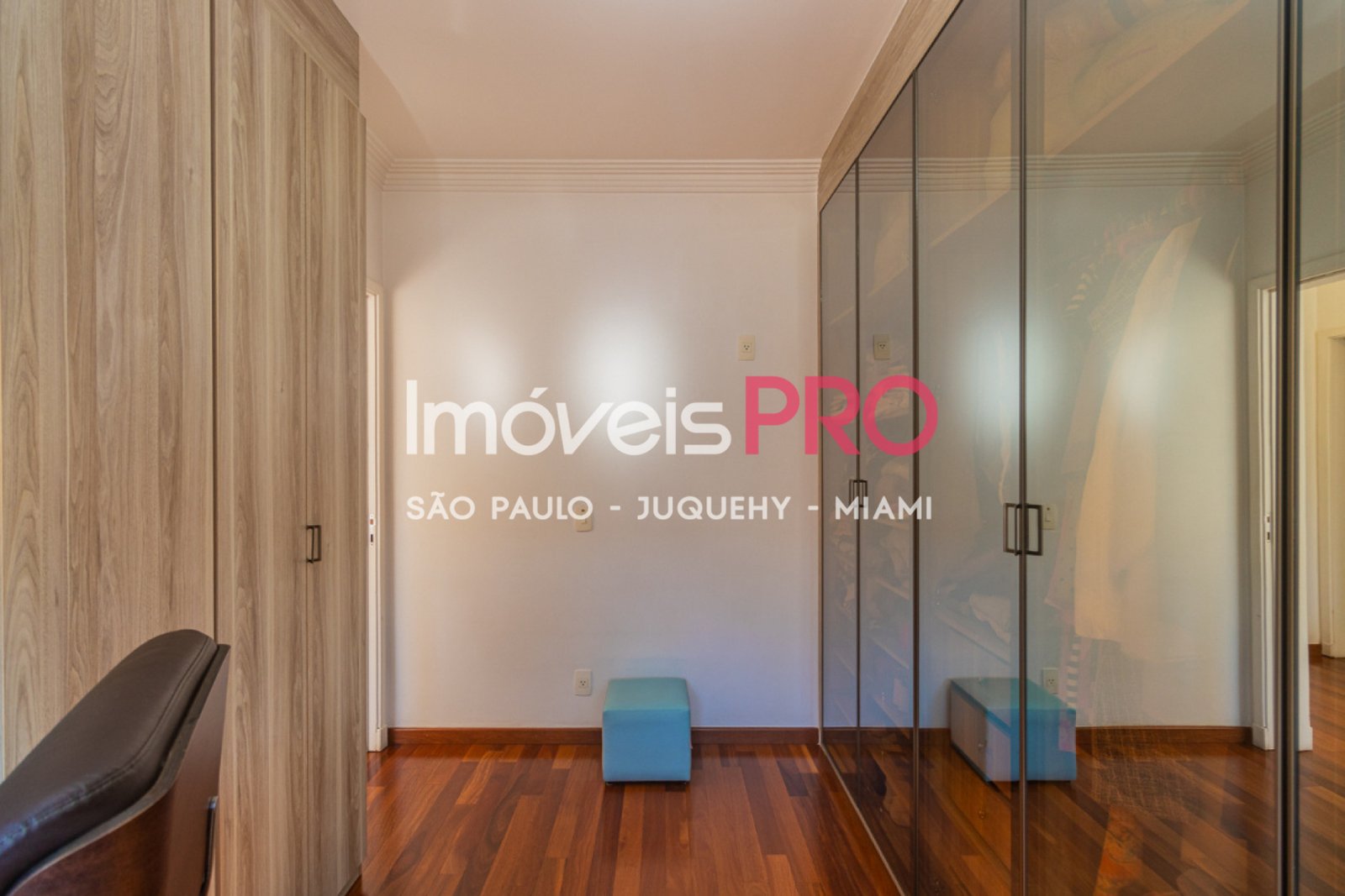 Foto :: IP39979