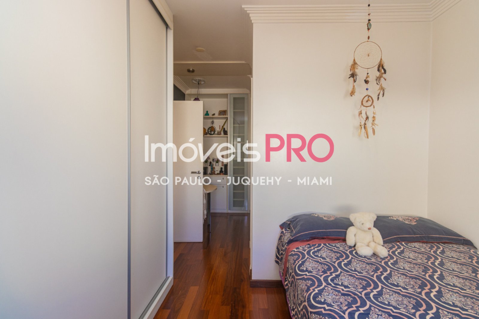 Foto :: IP39979