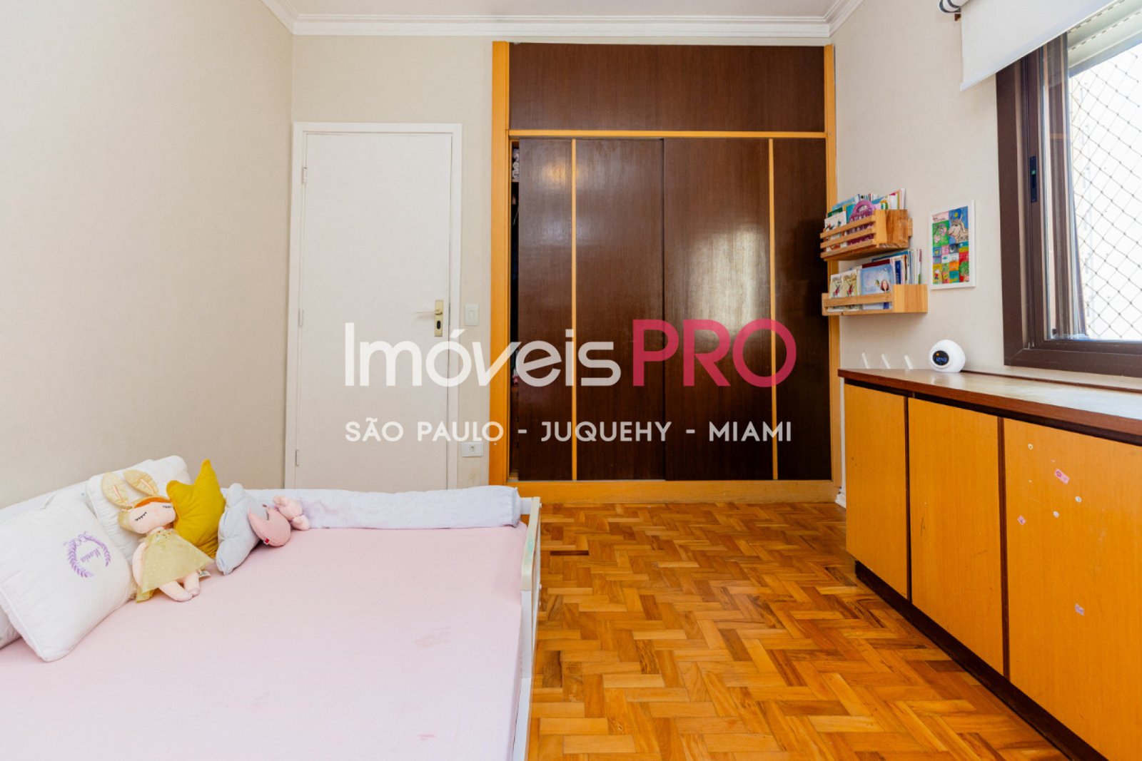 Foto :: IP39980