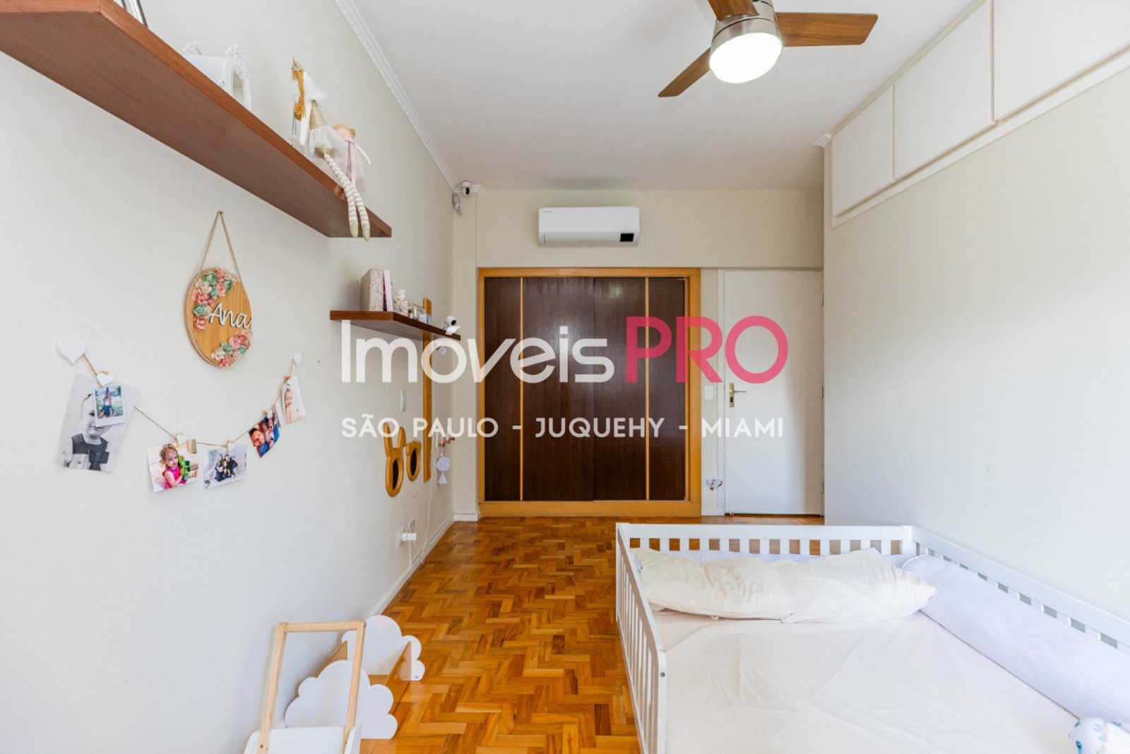 Foto :: IP39980