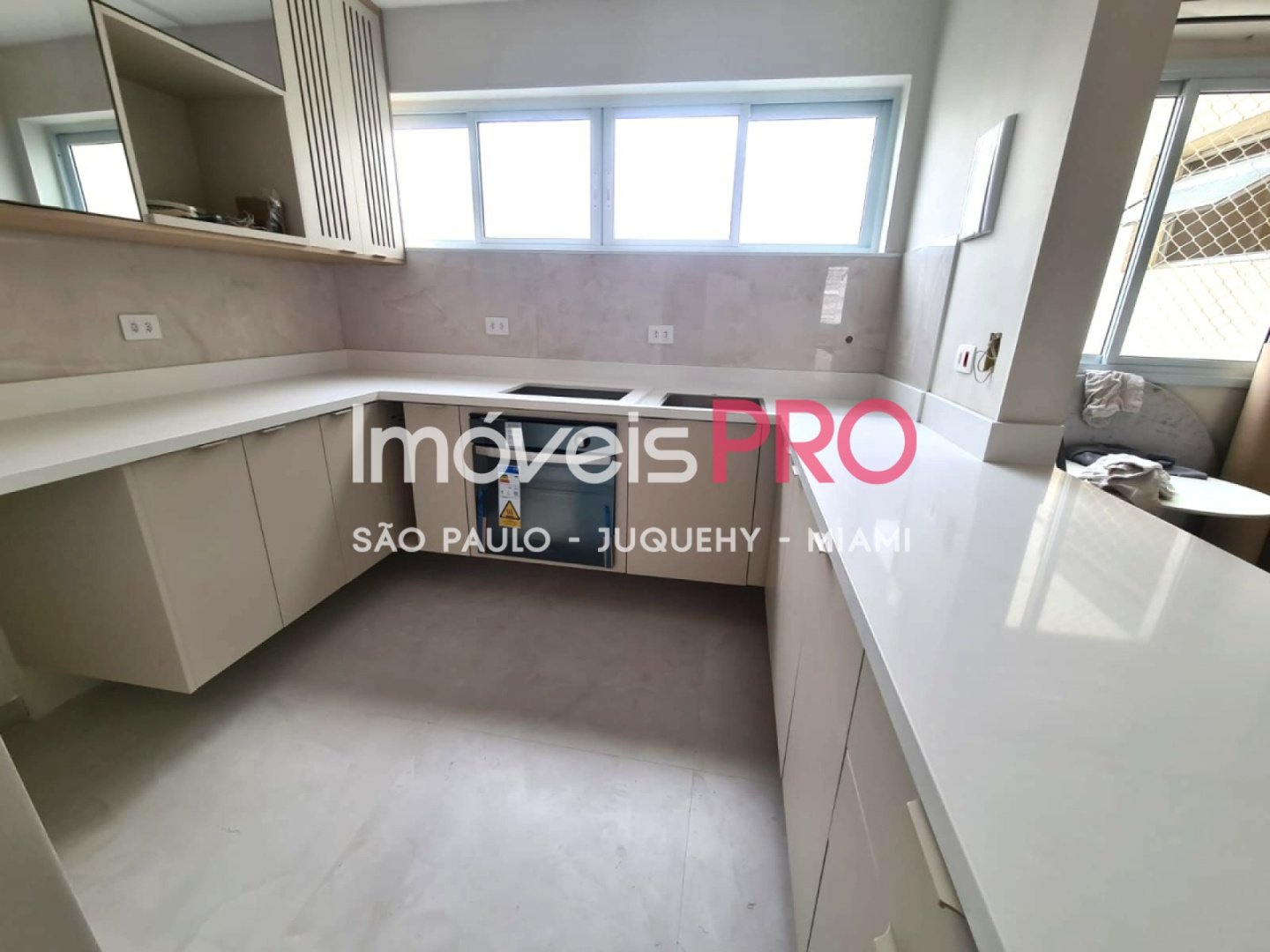 Foto :: https://assets.imoveispro.com.br/thumb/IP39983/apartamento-venda-cerqueira-cesar_IP39983_11_1920x1080.jpg?