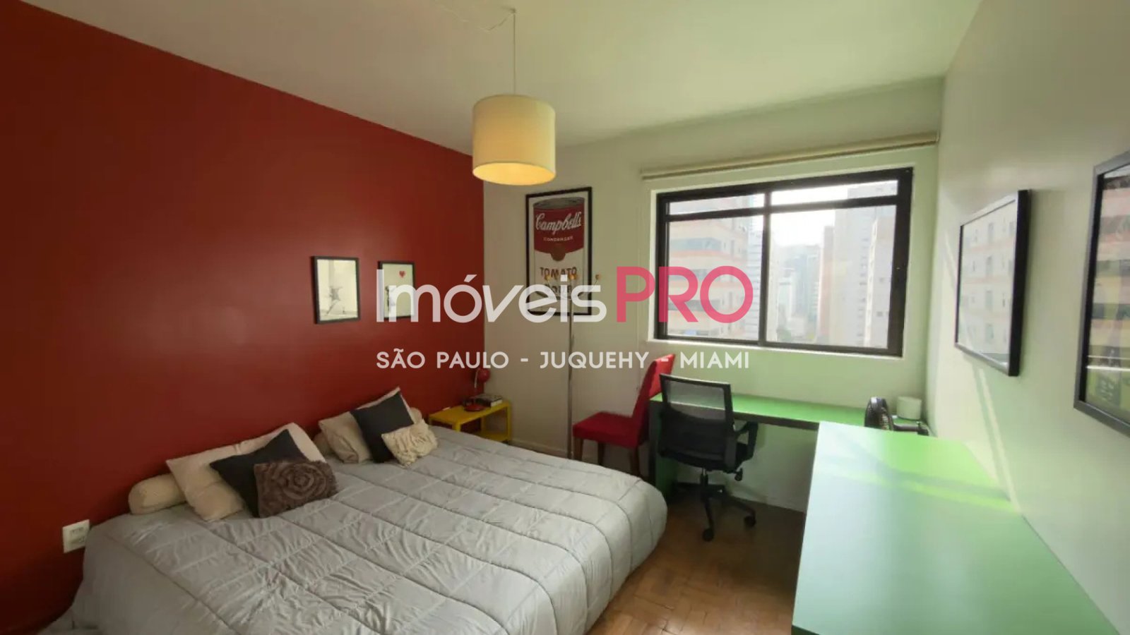 Foto :: IP39985