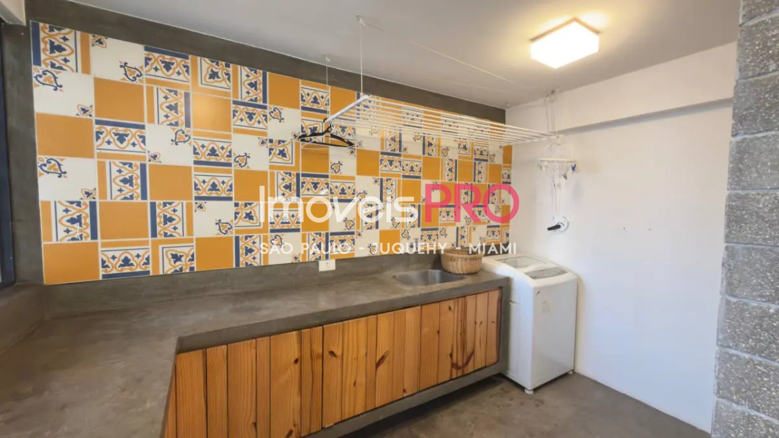 Foto :: https://assets.imoveispro.com.br/thumb/IP39985/apartamento-venda-itaim-bibi_IP39985_23_1920x1080.jpg?