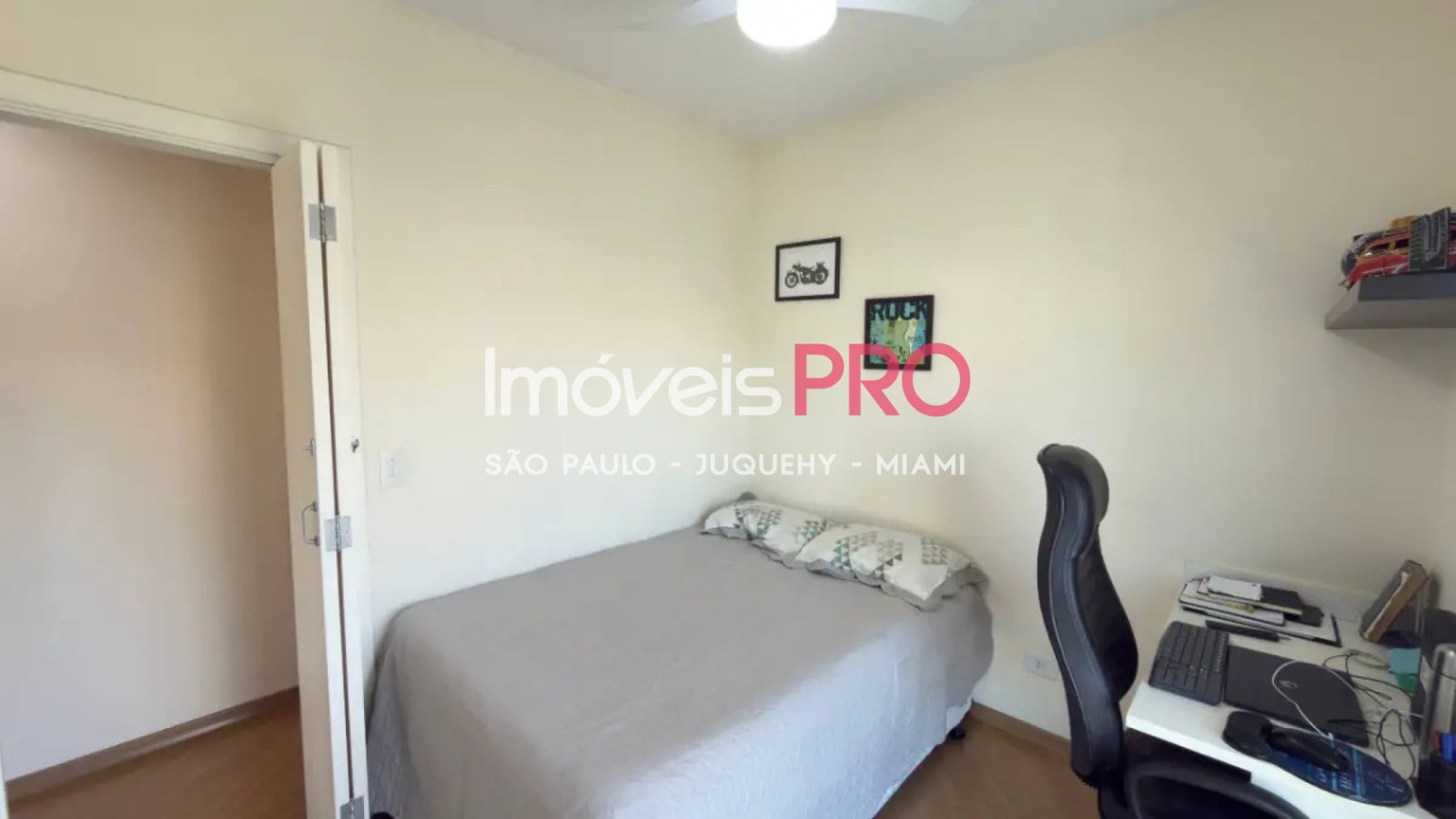 Foto :: IP39987