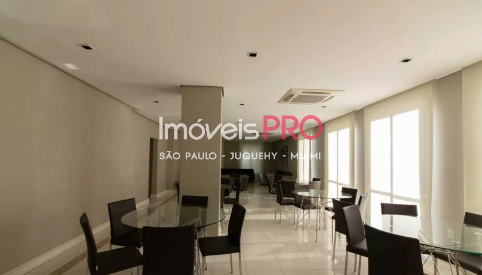 Foto :: IP39992