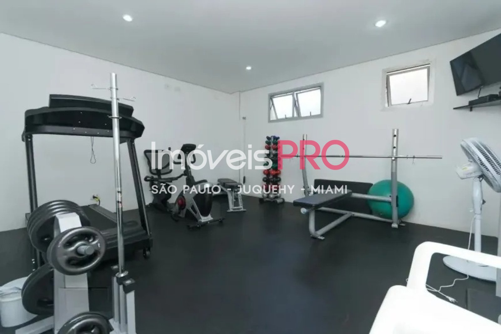 Foto :: https://assets.imoveispro.com.br/thumb/IP39993/apartamento-venda-vila-mascote_IP39993_11_1920x1080.jpg?
