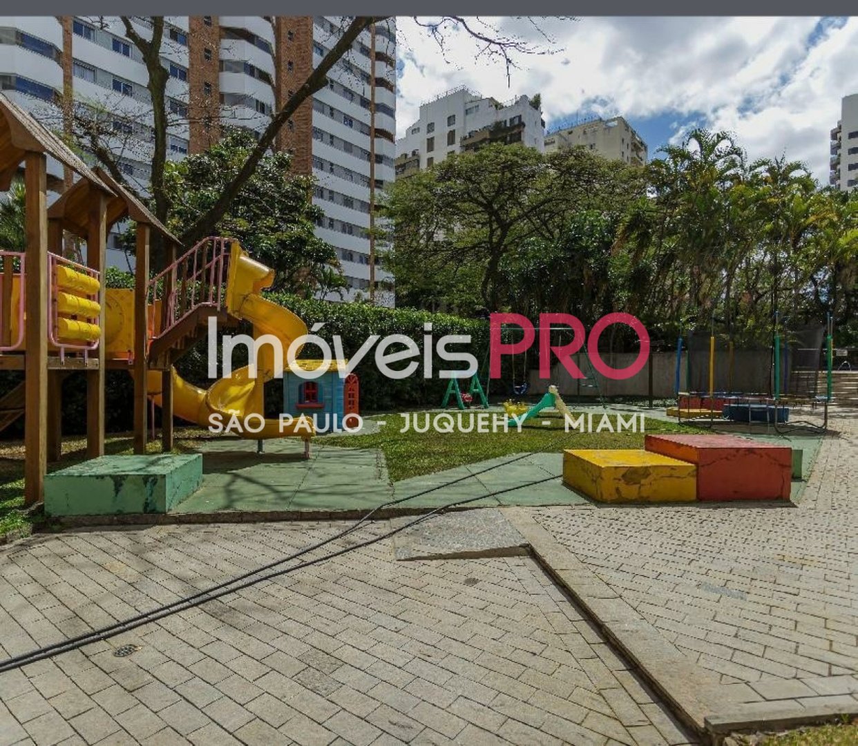 Foto :: IP39996