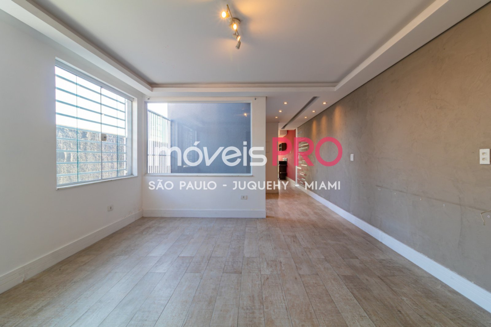 Foto :: https://assets.imoveispro.com.br/thumb/IP40001/sobrado-venda-ipiranga_IP40001_29_1920x1080.jpg?