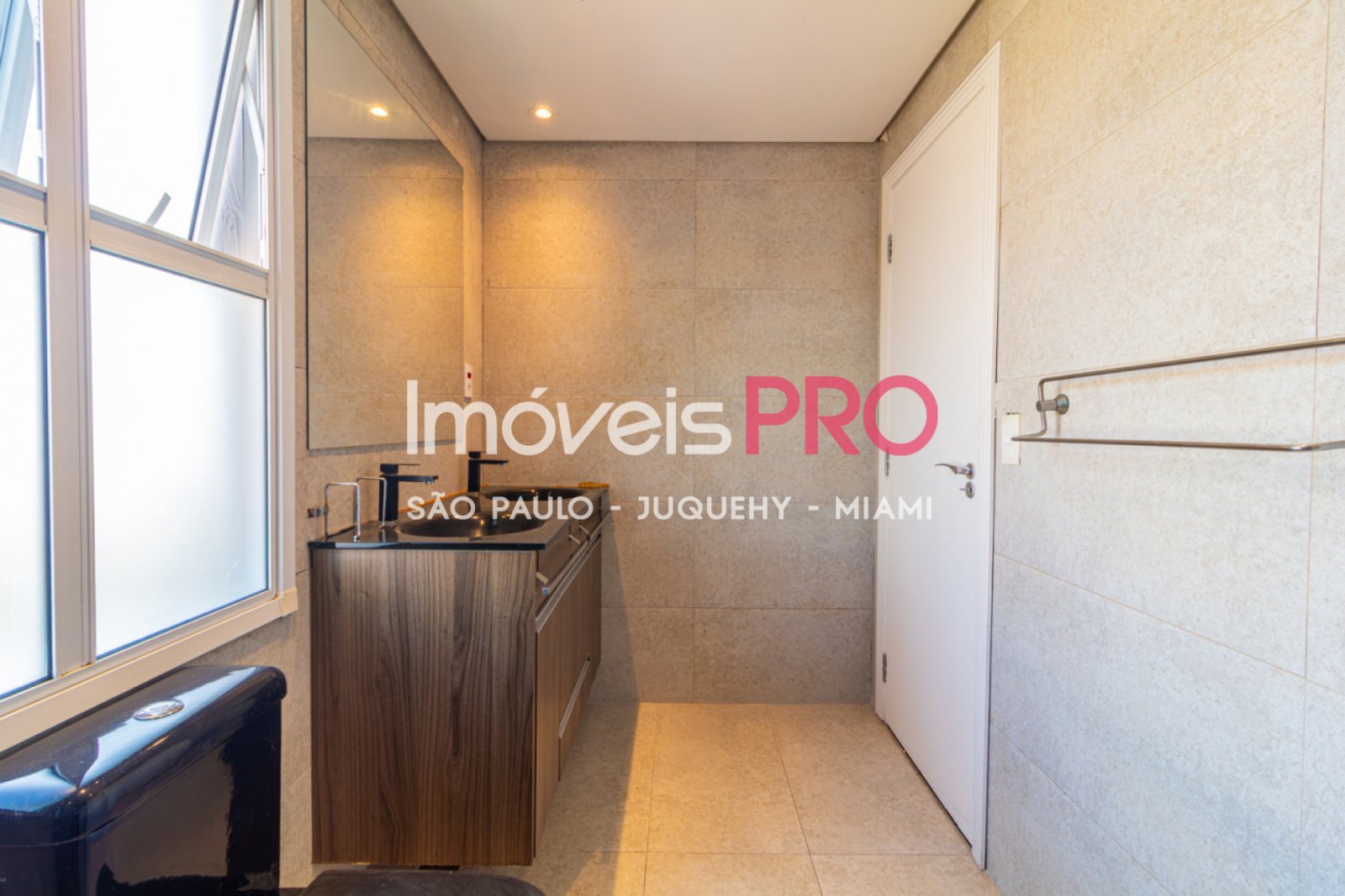 Foto :: https://assets.imoveispro.com.br/thumb/IP40001/sobrado-venda-ipiranga_IP40001_65_1920x1080.jpg?
