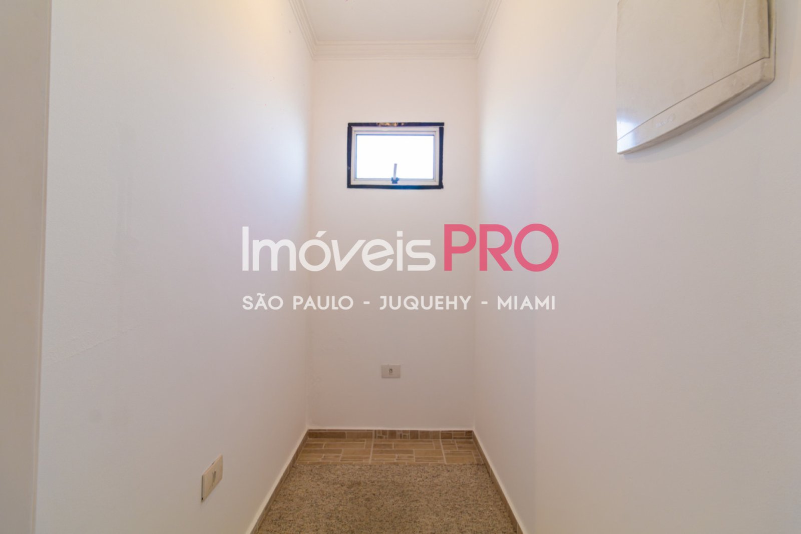 Foto :: https://assets.imoveispro.com.br/thumb/IP40001/sobrado-venda-ipiranga_IP40001_71_1920x1080.jpg?