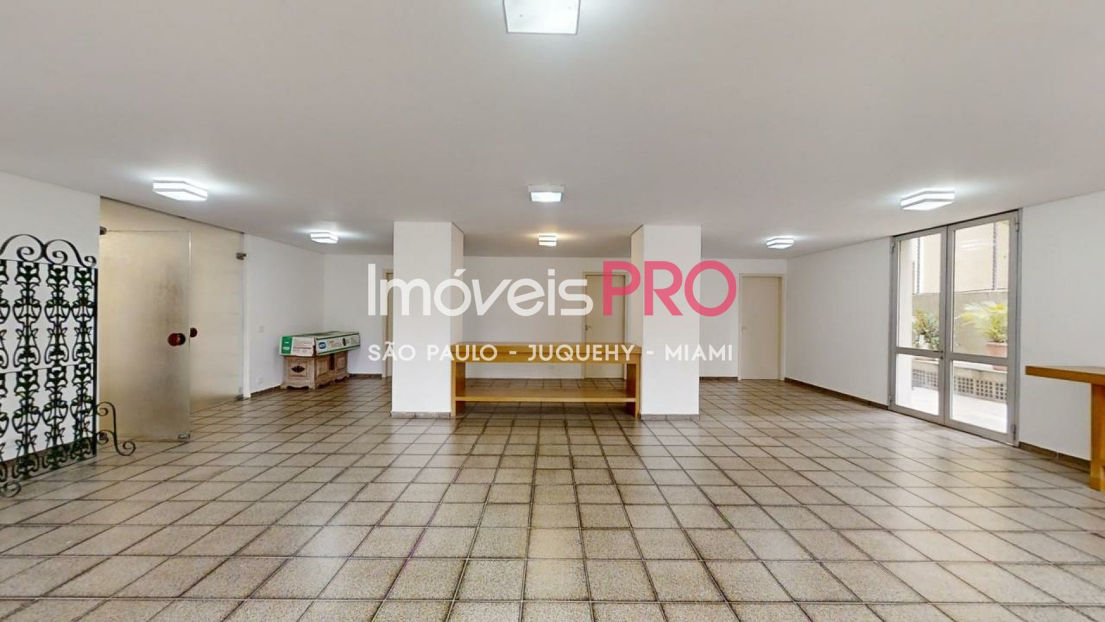 Foto :: IP40003