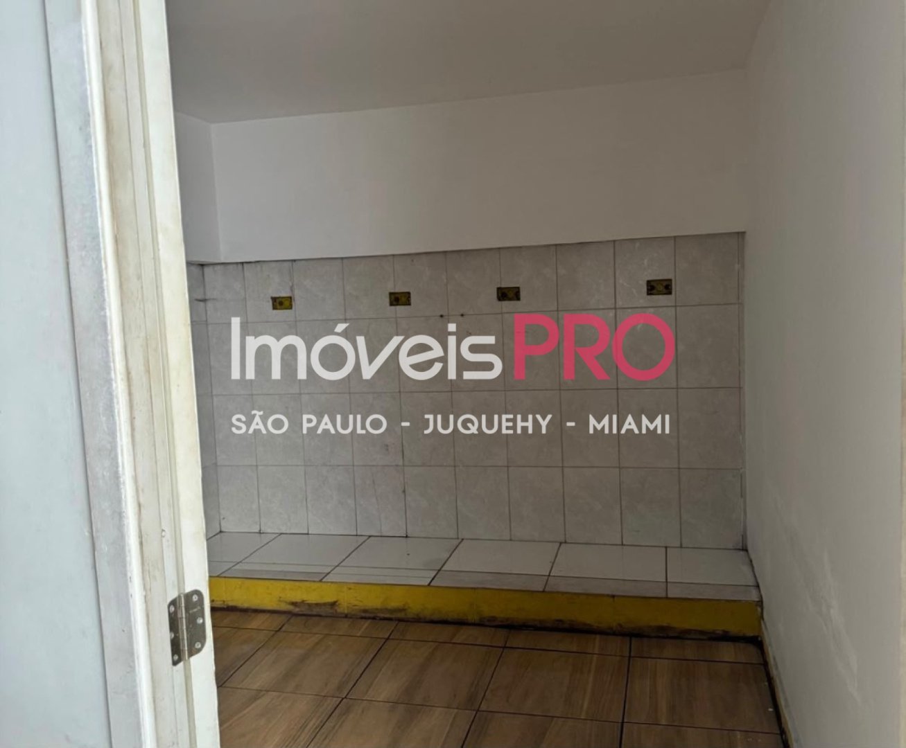 Foto :: IP40009