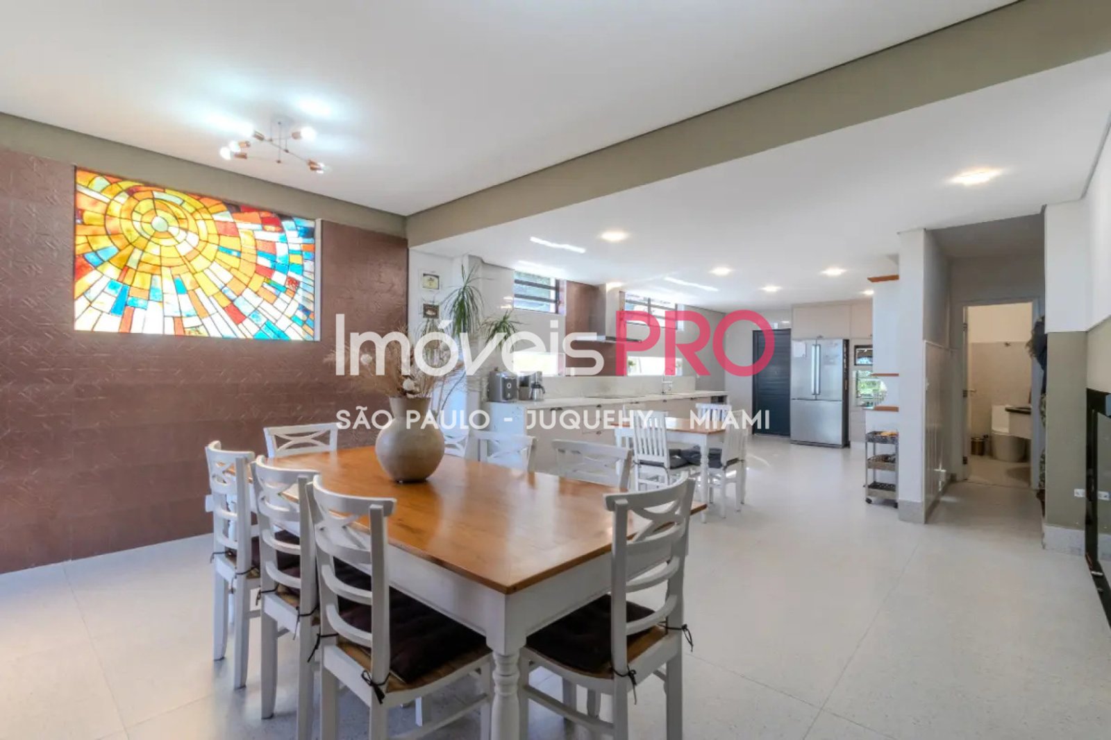 Foto :: https://assets.imoveispro.com.br/thumb/IP40010/casa-venda-brooklin-paulista_IP40010_17_1920x1080.jpg?