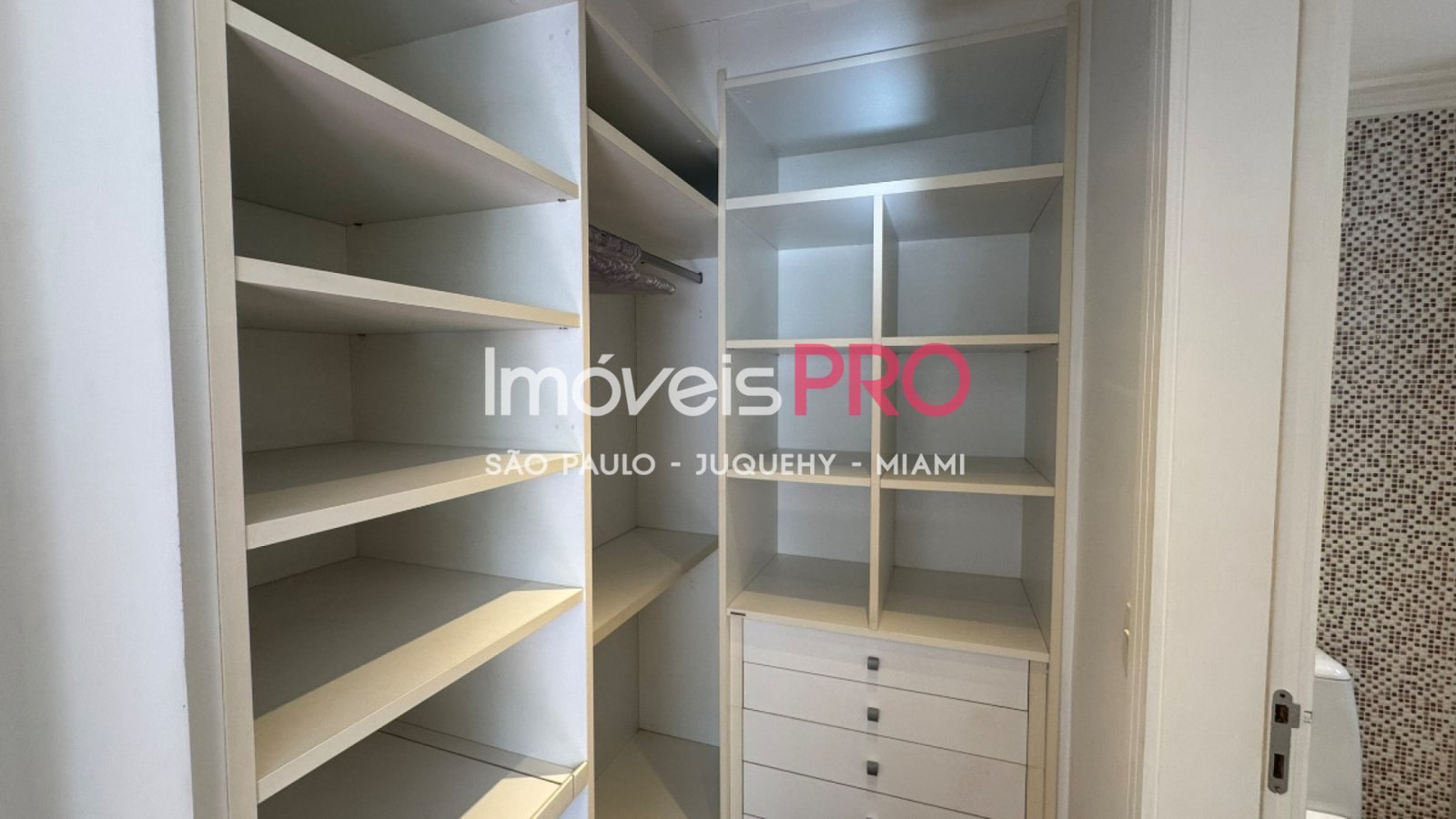 Foto :: https://assets.imoveispro.com.br/thumb/IP40014/apartamento-aluguel-chacara-santo-antonio-zona-sul_IP40014_17_1920x1080.jpg?