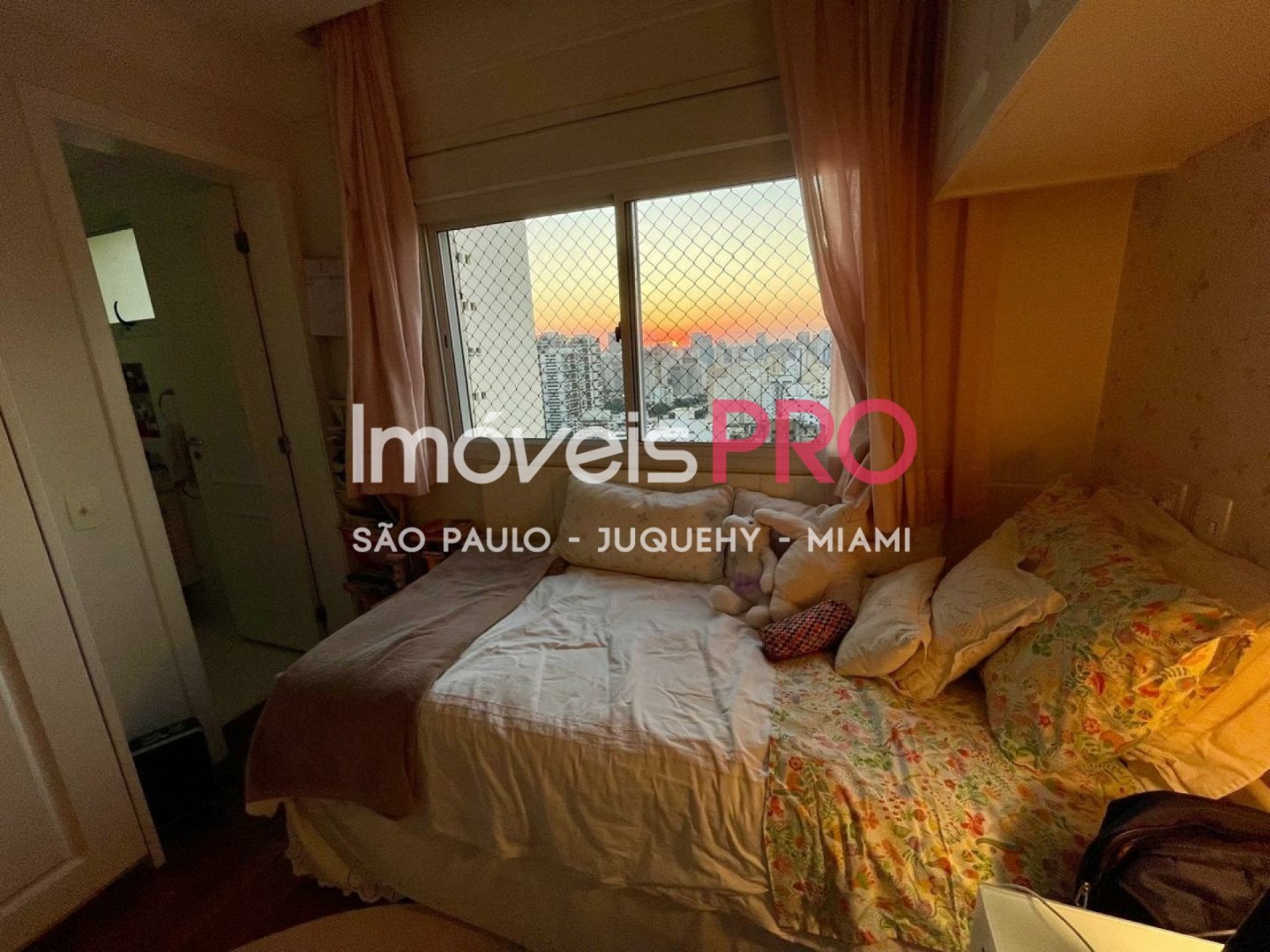 Foto :: IP40015