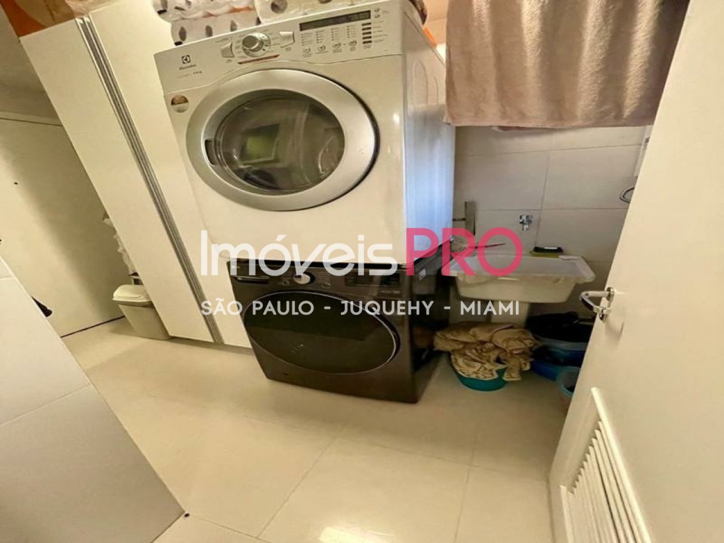 Foto :: IP40015