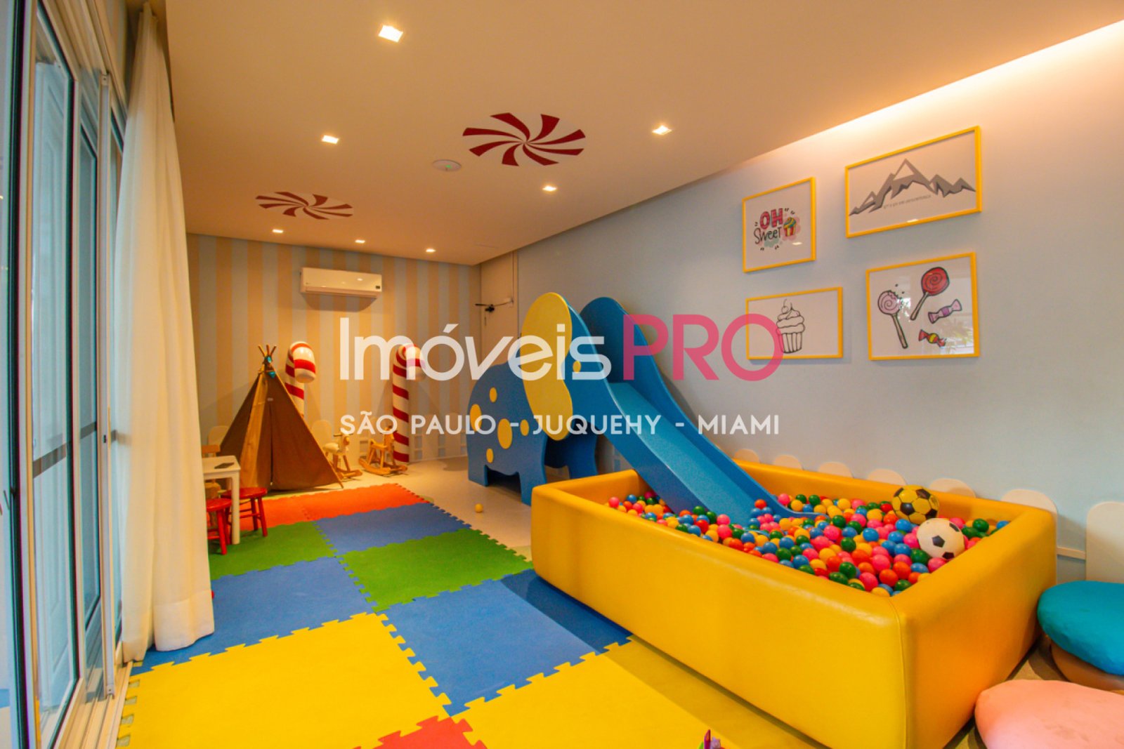 Foto :: IP40019