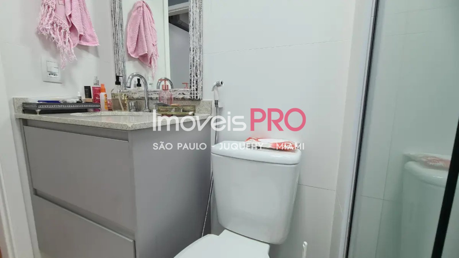 Foto :: IP40021
