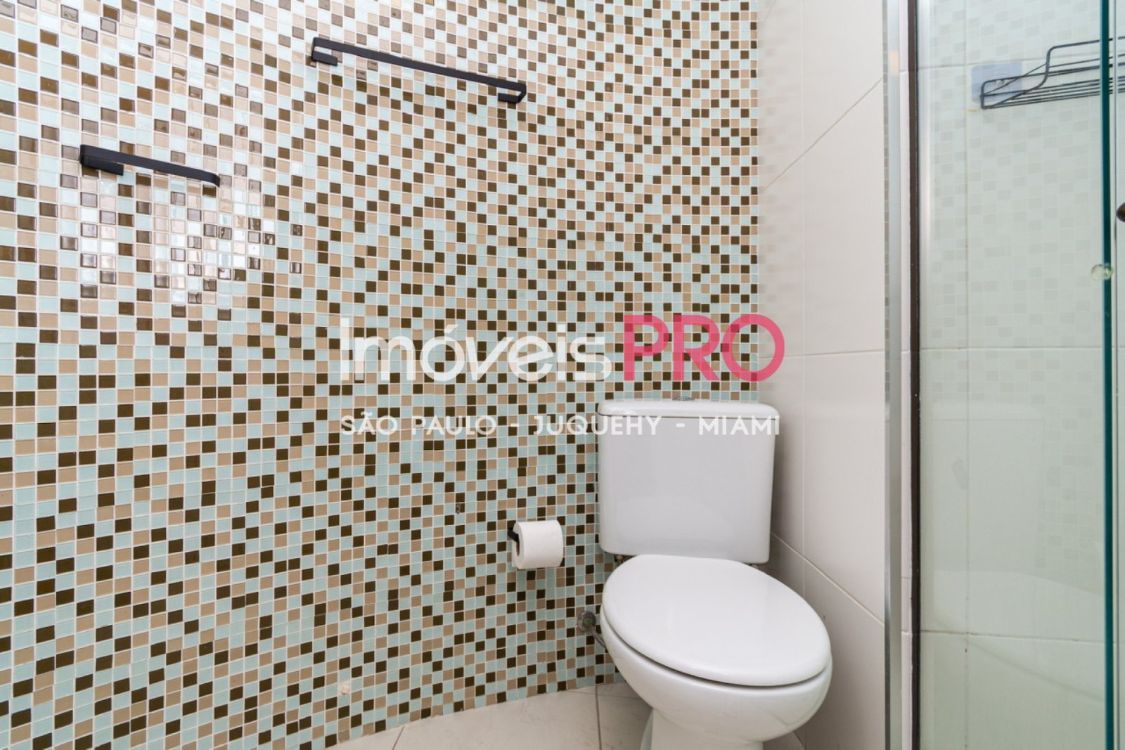 Foto :: https://assets.imoveispro.com.br/thumb/IP40023/apartamento-venda-pinheiros_IP40023_11_1920x1080.jpg?