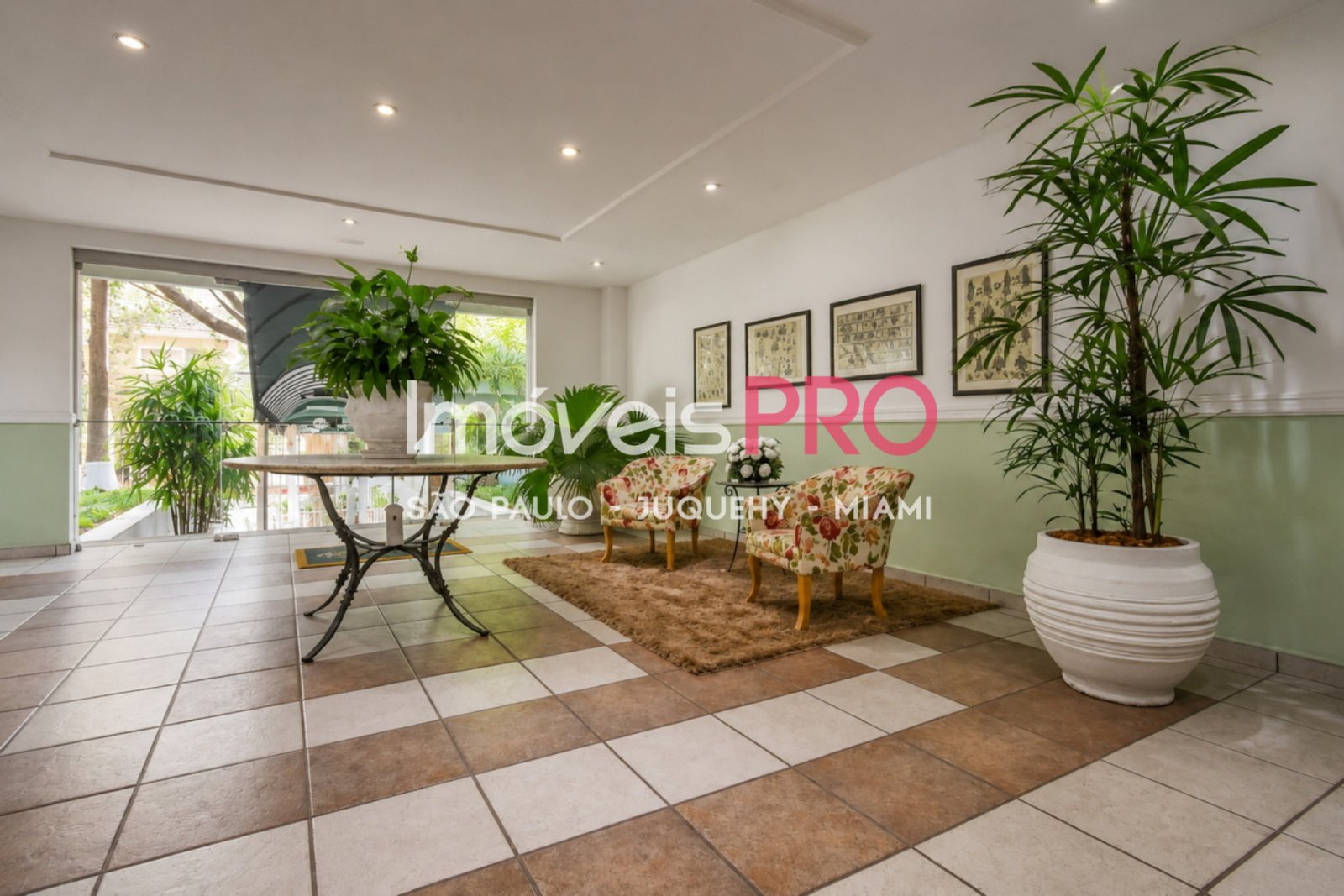 Foto :: https://assets.imoveispro.com.br/thumb/IP40023/apartamento-venda-pinheiros_IP40023_29_1920x1080.jpg?