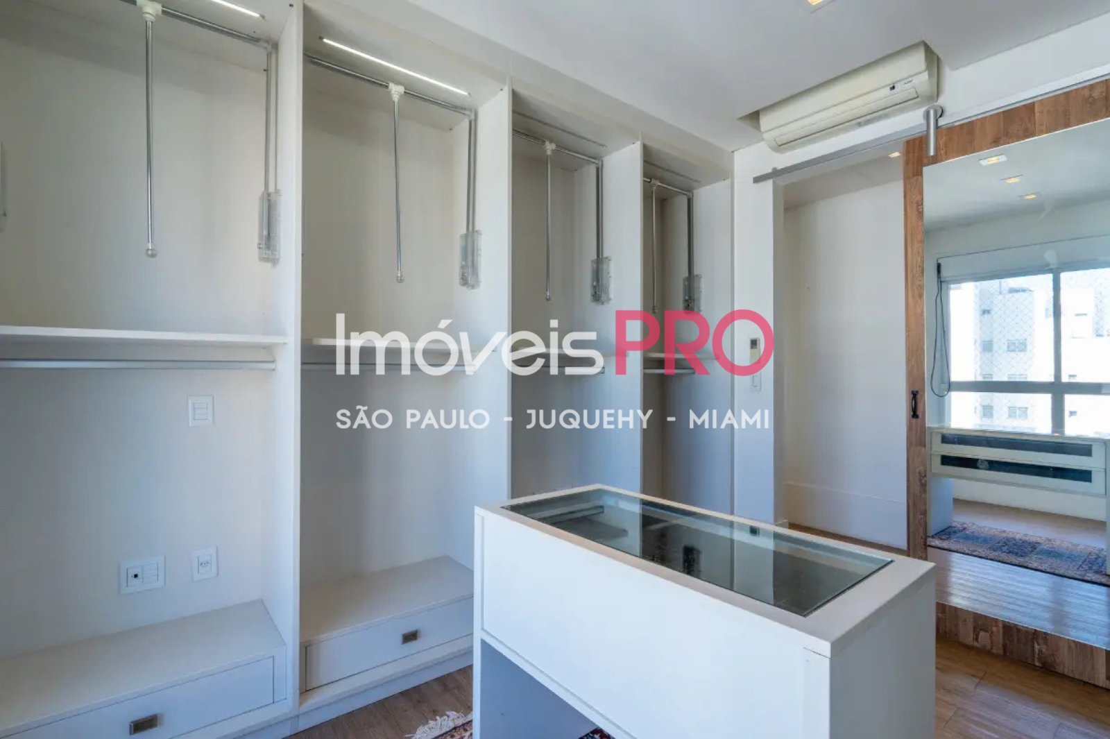 Foto :: https://assets.imoveispro.com.br/thumb/IP40028/apartamento-venda-vila-mariana_IP40028_11_1920x1080.jpg?