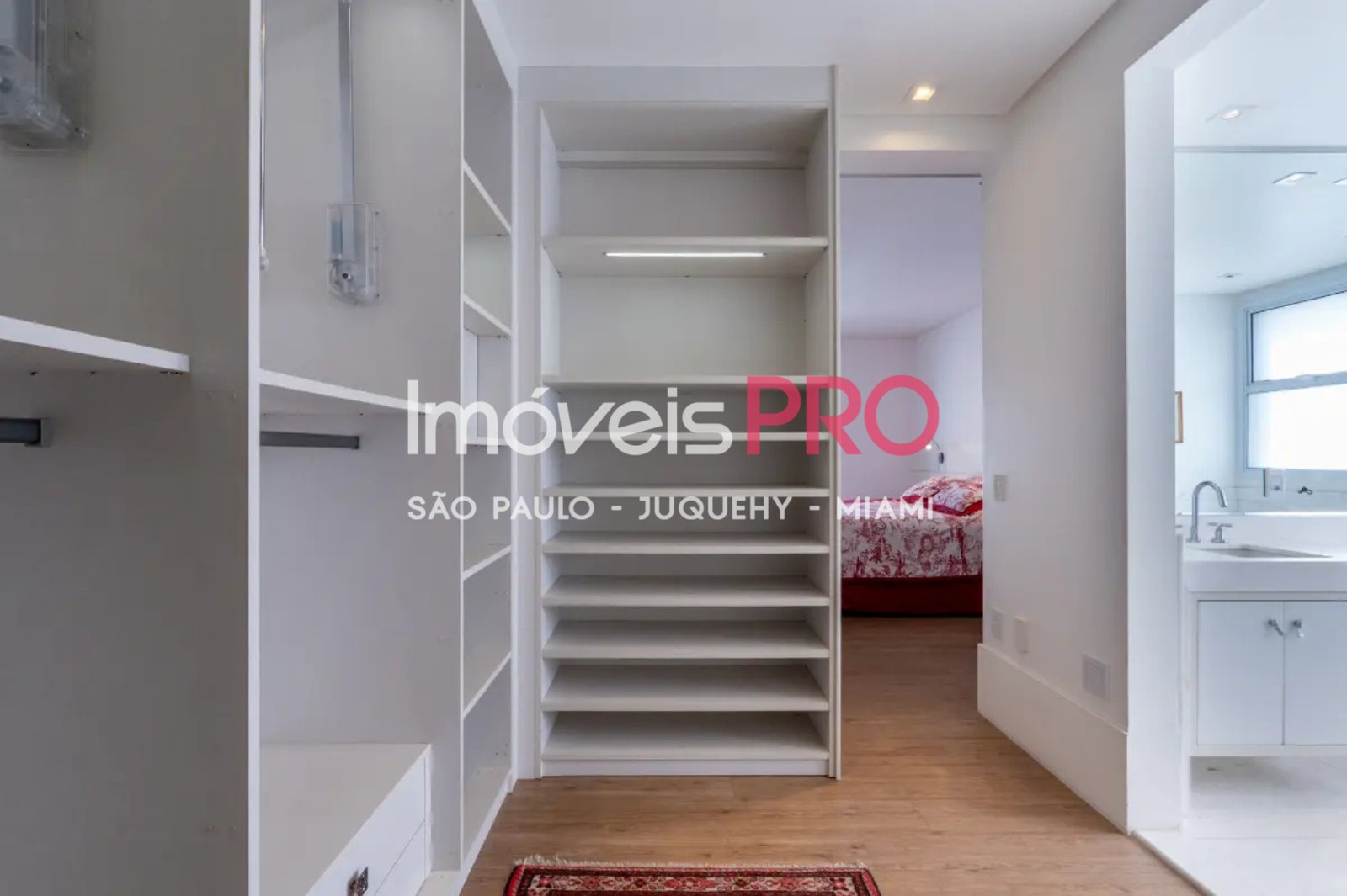 Foto :: https://assets.imoveispro.com.br/thumb/IP40028/apartamento-venda-vila-mariana_IP40028_23_1920x1080.jpg?