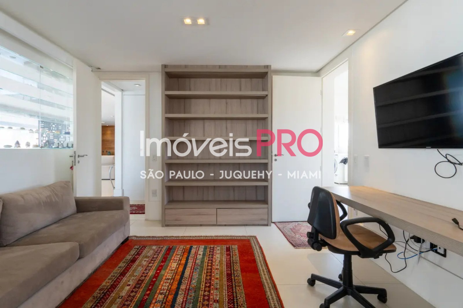 Foto :: https://assets.imoveispro.com.br/thumb/IP40028/apartamento-venda-vila-mariana_IP40028_47_1920x1080.jpg?