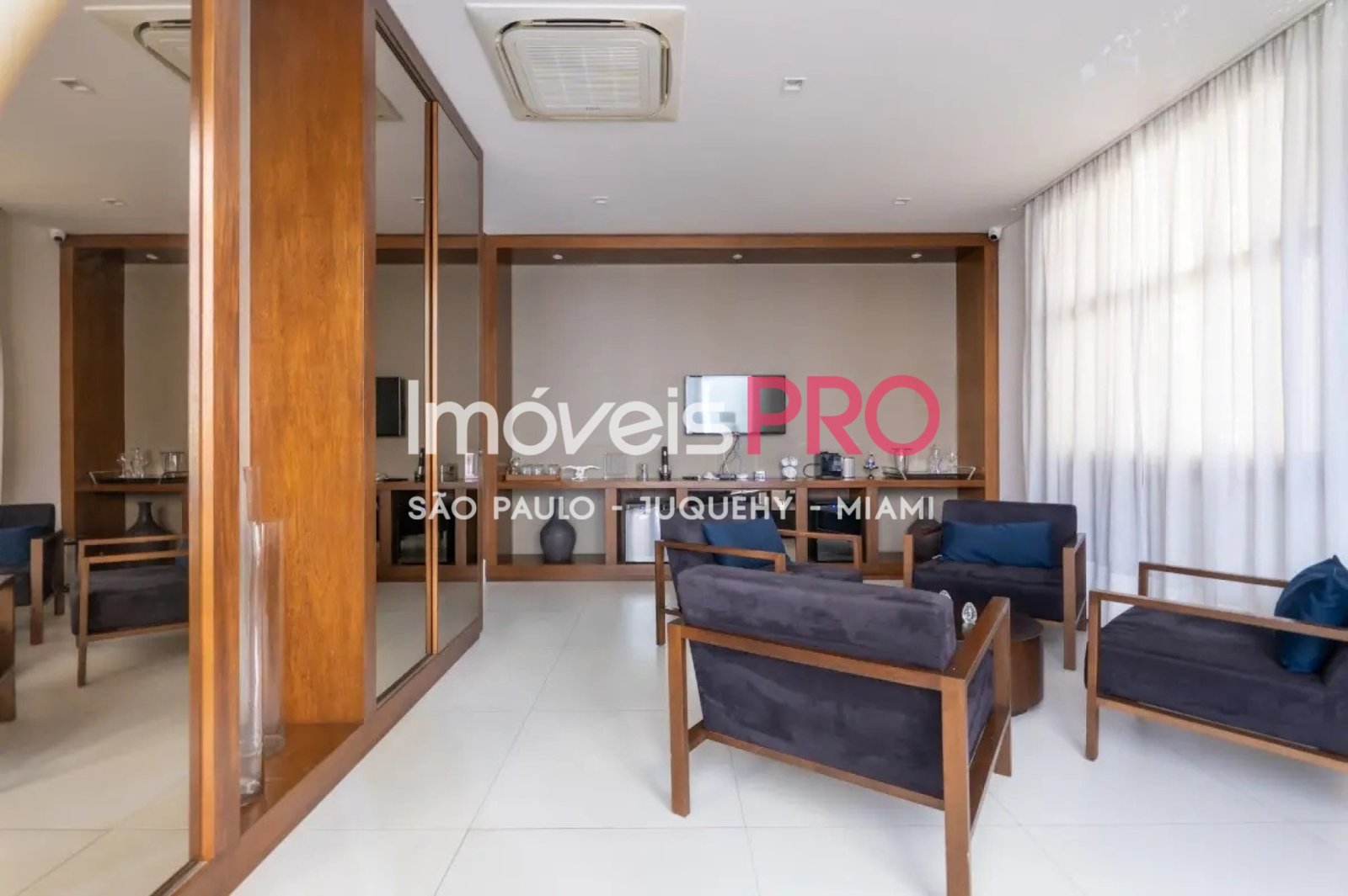 Foto :: https://assets.imoveispro.com.br/thumb/IP40028/apartamento-venda-vila-mariana_IP40028_53_1920x1080.jpg?
