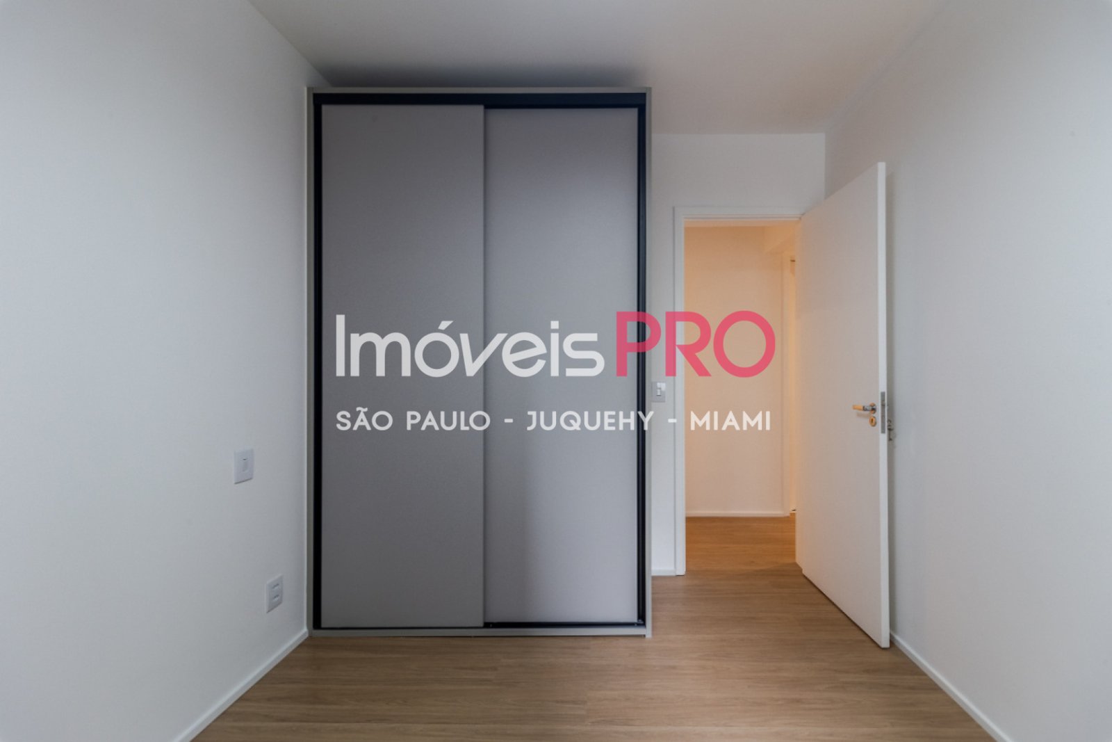 Foto :: https://assets.imoveispro.com.br/thumb/IP40031/apartamento-venda-brooklin_IP40031_17_1920x1080.jpg?