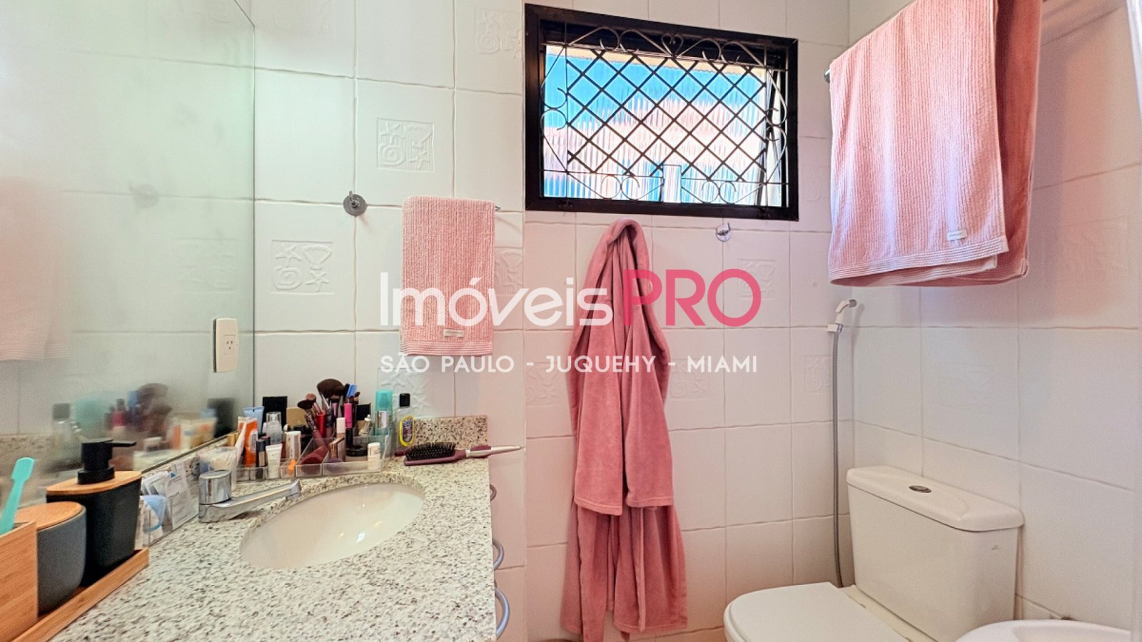 Foto :: IP40033