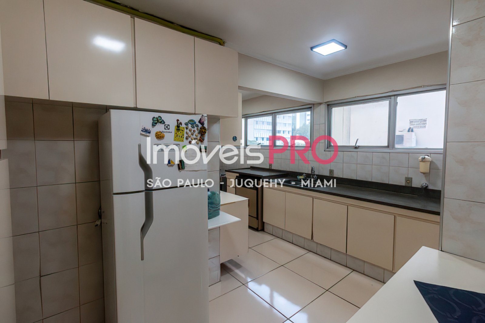 Foto :: https://assets.imoveispro.com.br/thumb/IP40039/apartamento-venda-itaim-bibi_IP40039_23_1920x1080.jpg?