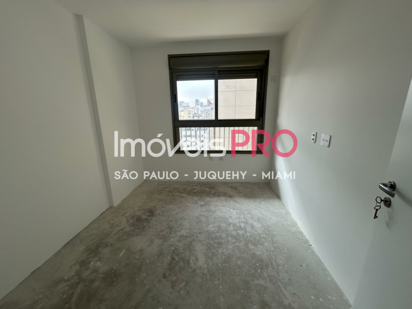 Foto :: https://assets.imoveispro.com.br/thumb/IP40041/apartamento-venda-moema_IP40041_11_1920x1080.jpg?