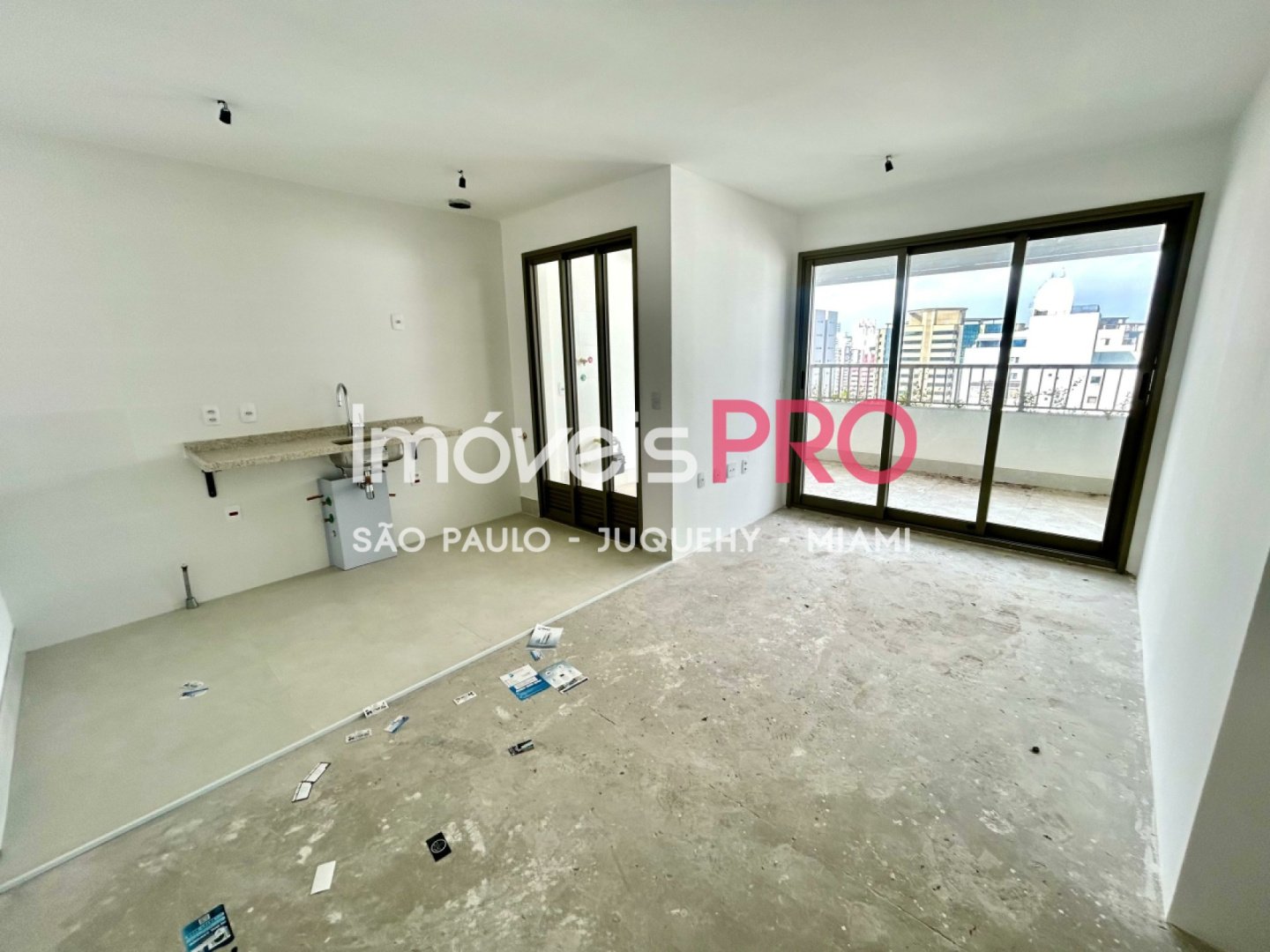 Foto :: IP40042