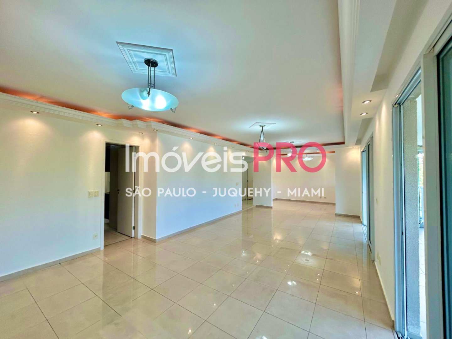 Foto :: https://assets.imoveispro.com.br/thumb/IP40043/apartamento-venda-chacara-santo-antonio-zona-sul_IP40043_11_1920x1080.jpg?