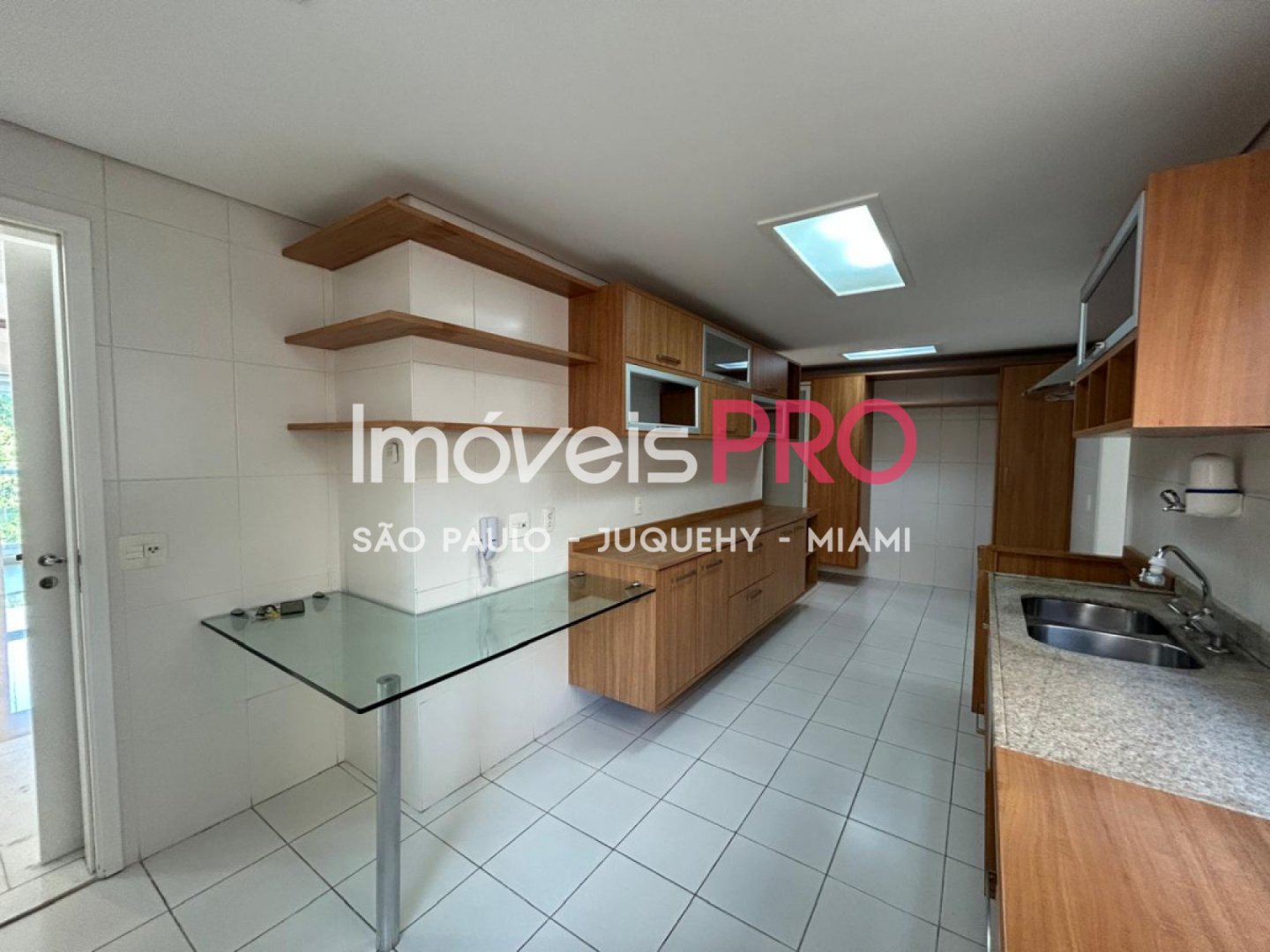 Foto :: IP40043