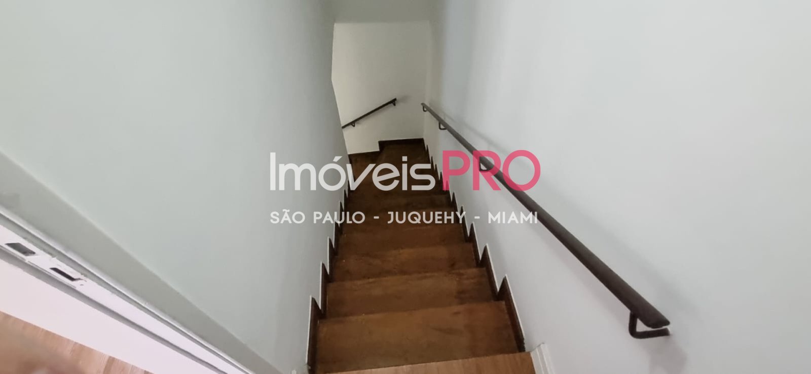 Foto :: https://assets.imoveispro.com.br/thumb/IP40048/sobrado-venda-indianopolis_IP40048_17_1920x1080.jpg?