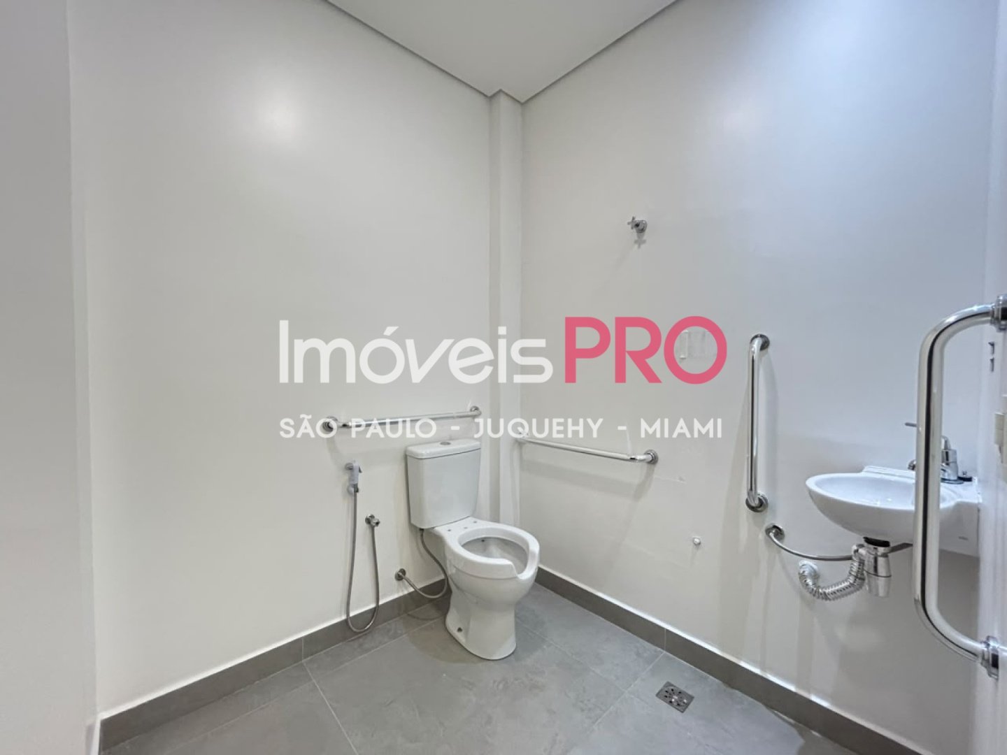 Foto :: https://assets.imoveispro.com.br/thumb/IP40052/loja-aluguel-indianopolis_IP40052_17_1920x1080.jpg?