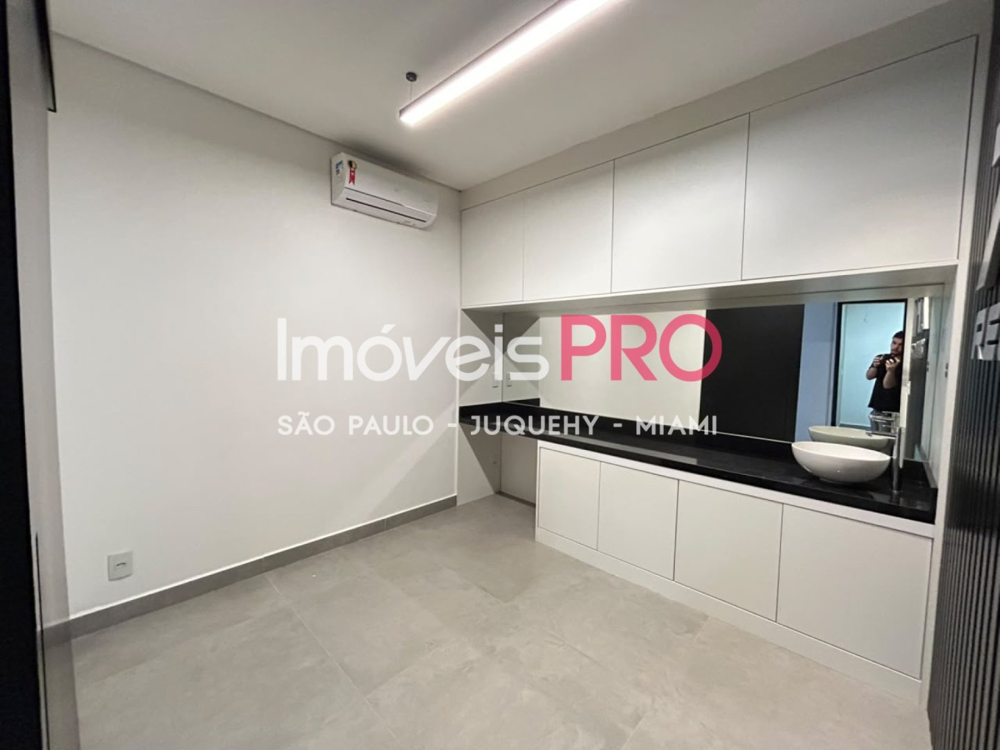 Foto :: https://assets.imoveispro.com.br/thumb/IP40052/loja-aluguel-indianopolis_IP40052_23_1920x1080.jpg?