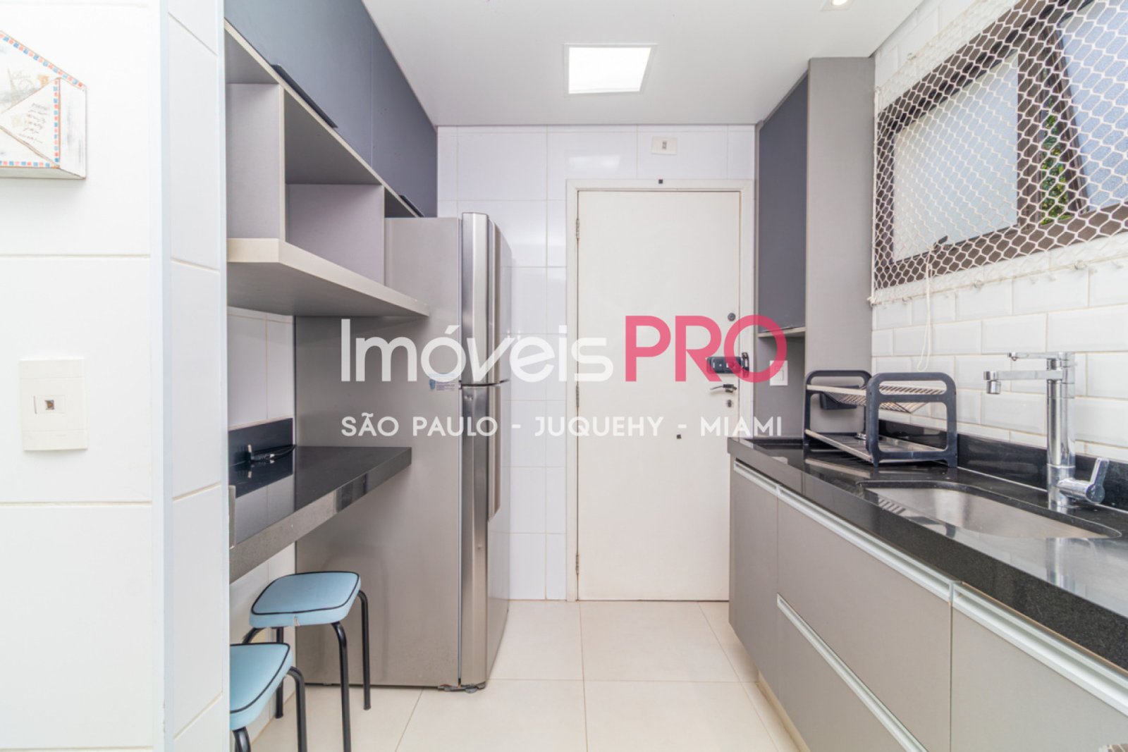 Foto :: https://assets.imoveispro.com.br/thumb/IP40063/apartamento-aluguel-pinheiros_IP40063_23_1920x1080.jpg?