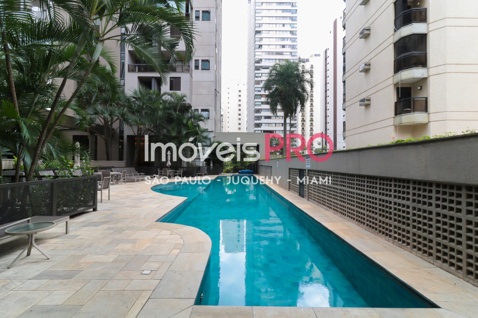 Foto :: https://assets.imoveispro.com.br/thumb/IP40065/apartamento-aluguel-moema_IP40065_23_1920x1080.jpg?