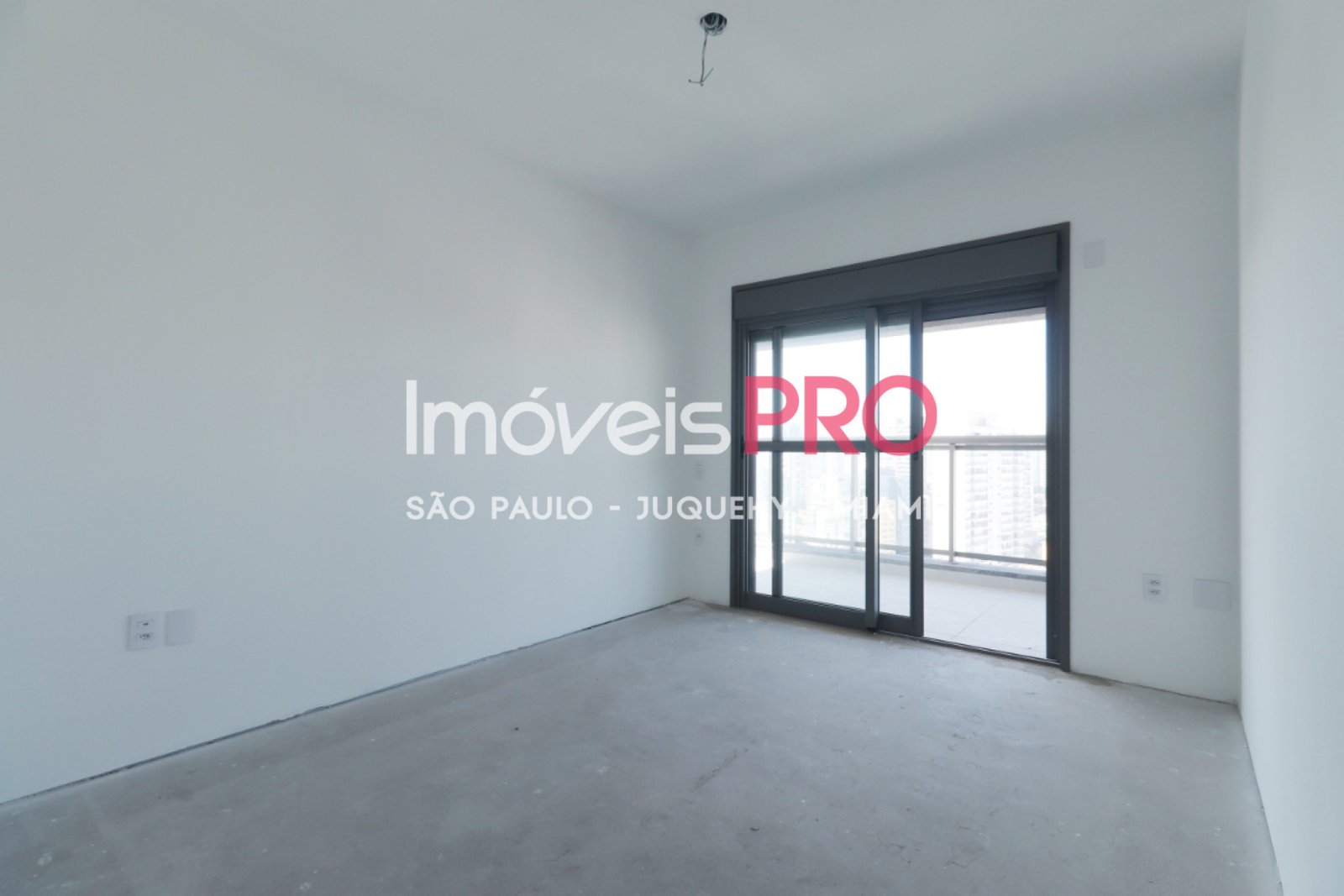 Foto :: IP40066