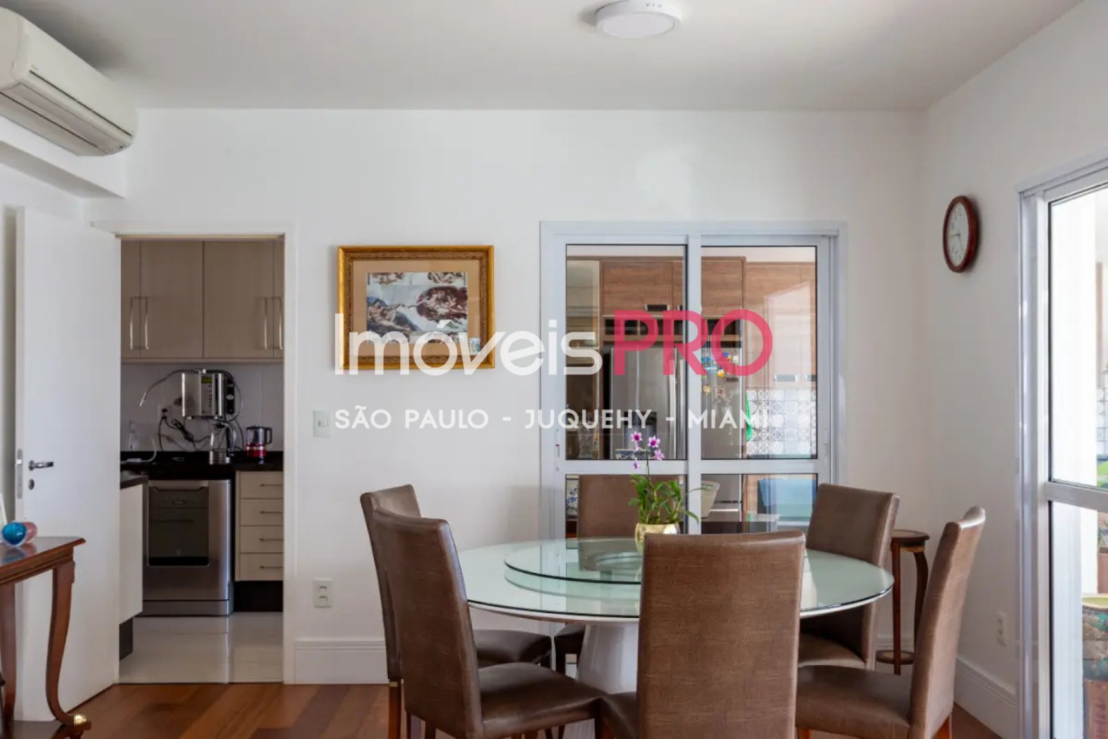 Foto :: https://assets.imoveispro.com.br/thumb/IP40069/apartamento-venda-paraiso_IP40069_11_1920x1080.jpg?