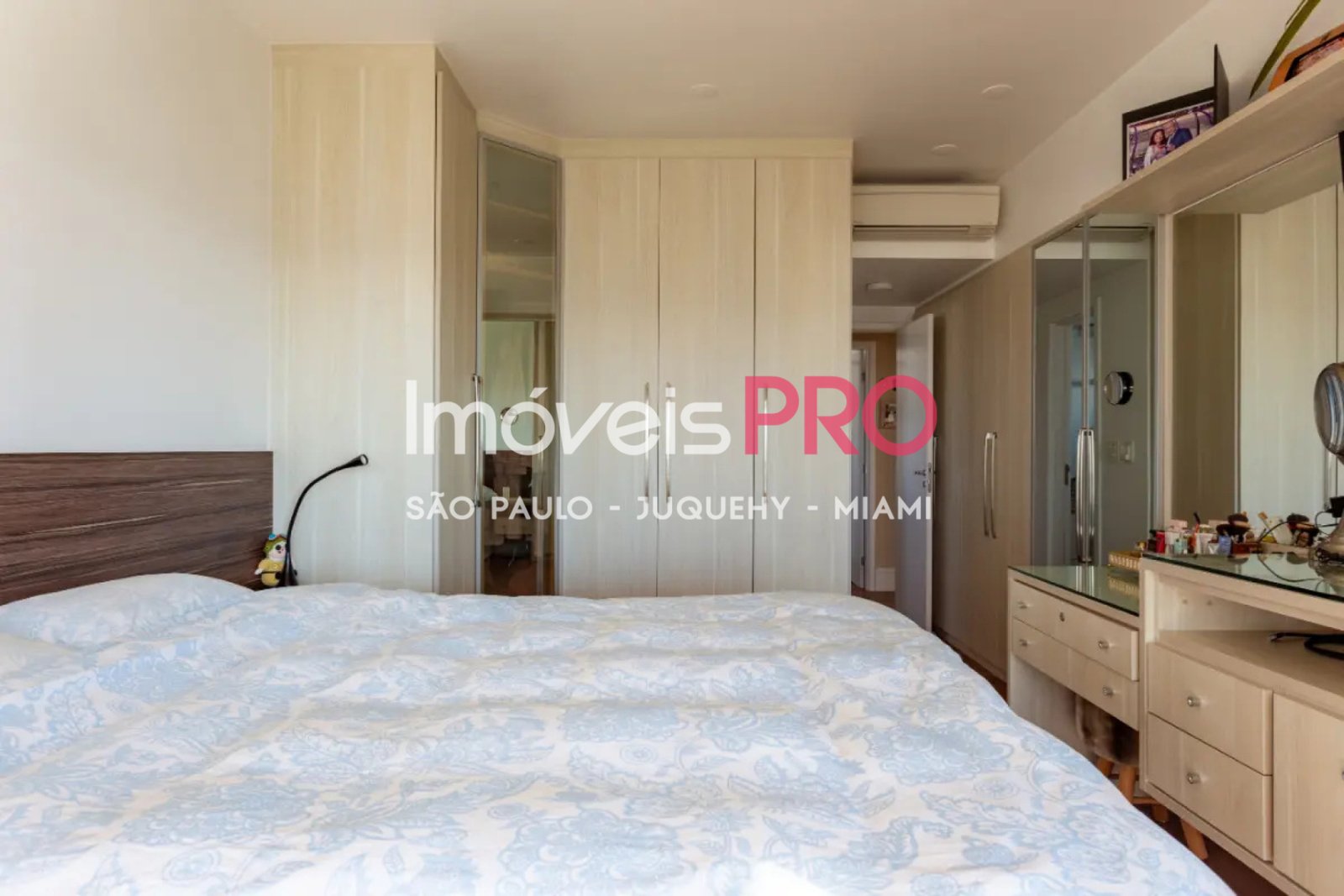 Foto :: https://assets.imoveispro.com.br/thumb/IP40069/apartamento-venda-paraiso_IP40069_17_1920x1080.jpg?