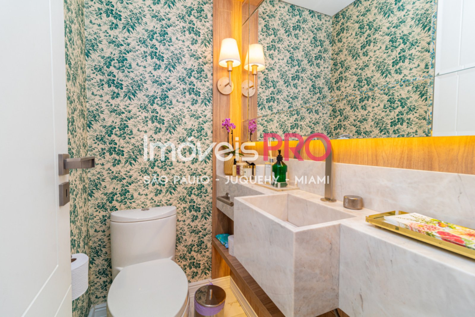 Foto :: https://assets.imoveispro.com.br/thumb/IP40070/apartamento-venda-pinheiros_IP40070_11_1920x1080.jpg?