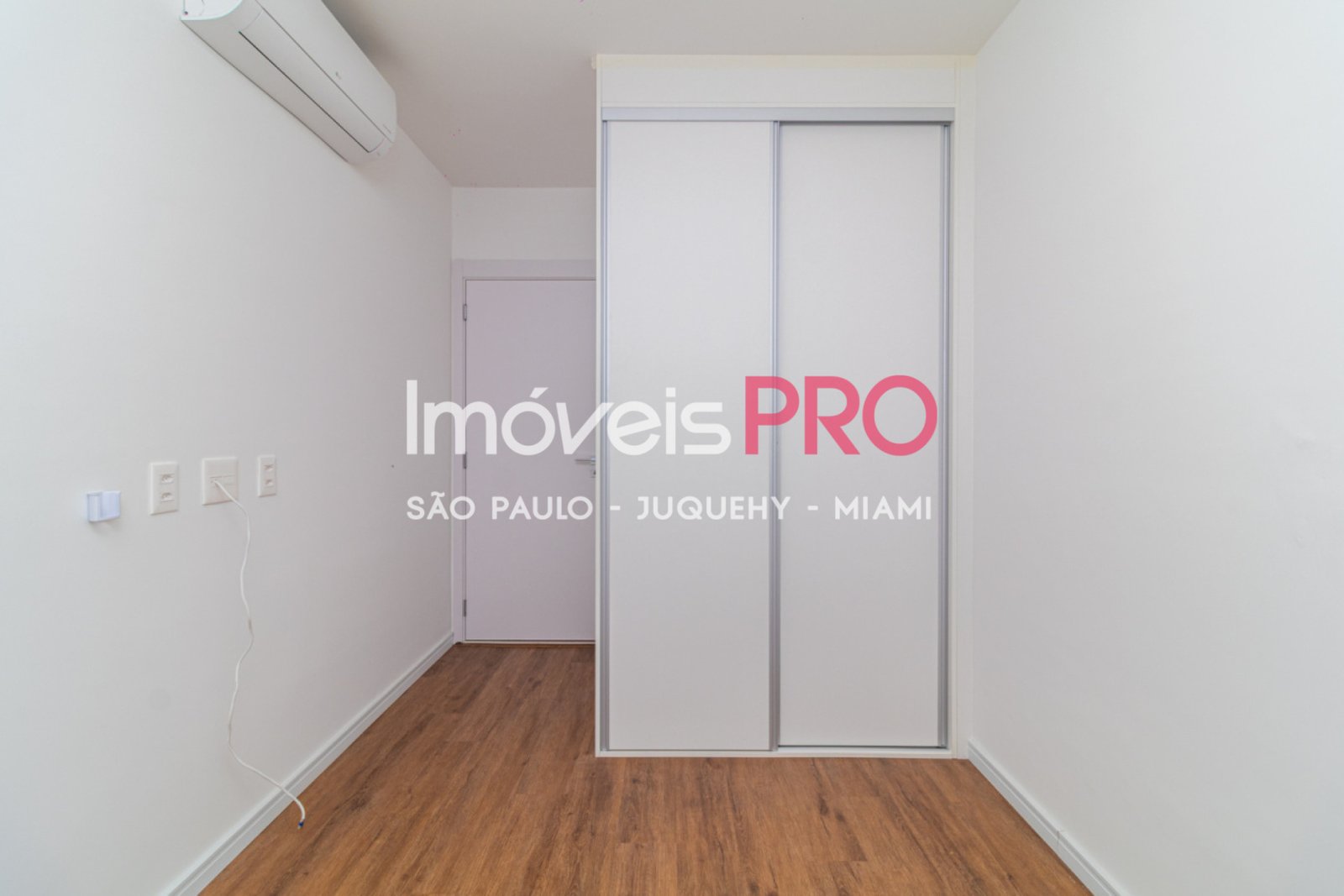 Foto :: https://assets.imoveispro.com.br/thumb/IP40076/apartamento-venda-jardim-paulistano_IP40076_29_1920x1080.jpg?