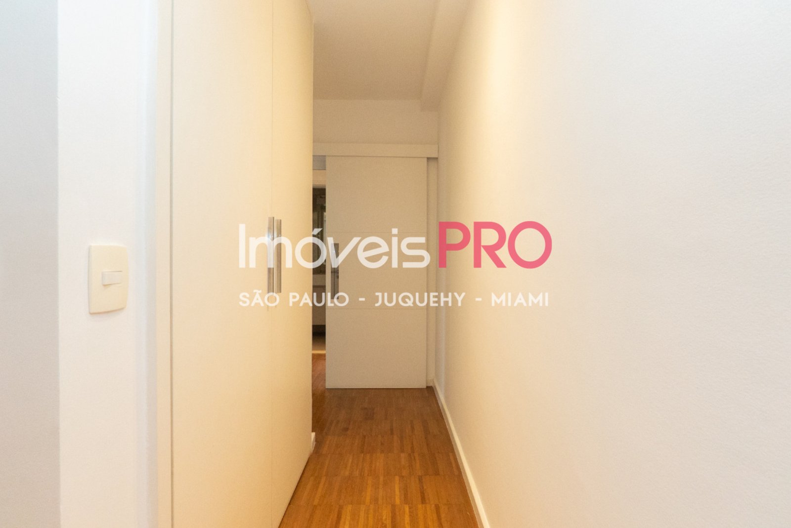 Foto :: https://assets.imoveispro.com.br/thumb/IP40078/apartamento-venda-brooklin_IP40078_11_1920x1080.jpg?