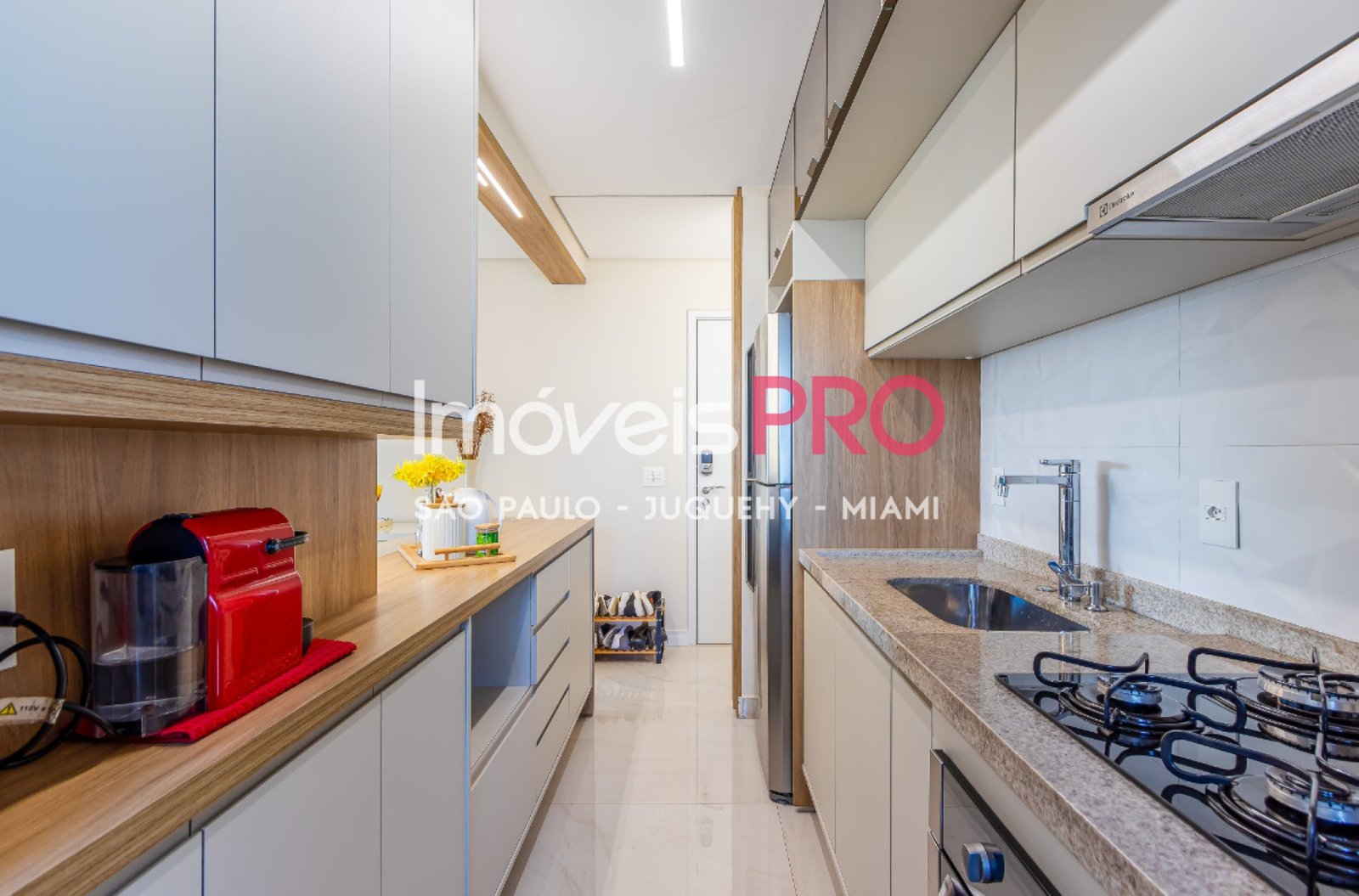 Foto :: https://assets.imoveispro.com.br/thumb/IP40083/apartamento-venda-jardim-caravelas_IP40083_11_1920x1080.jpg?