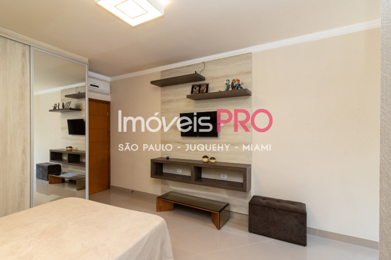 Foto :: IP40085
