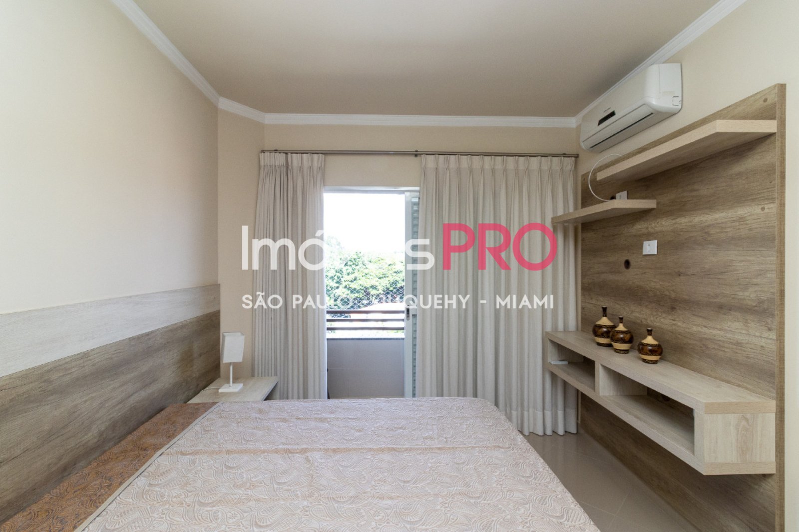 Foto :: IP40085